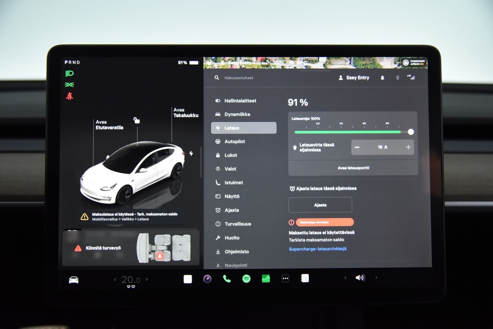 Tesla Model 3 2023 RWD / *Lasikatto / Lämpöpumppu / Adapt.Vakkari / Matrix-LED / P.kamera / Navi / Premium audio / AMD Ryzen - 2x vanteet & renkaat