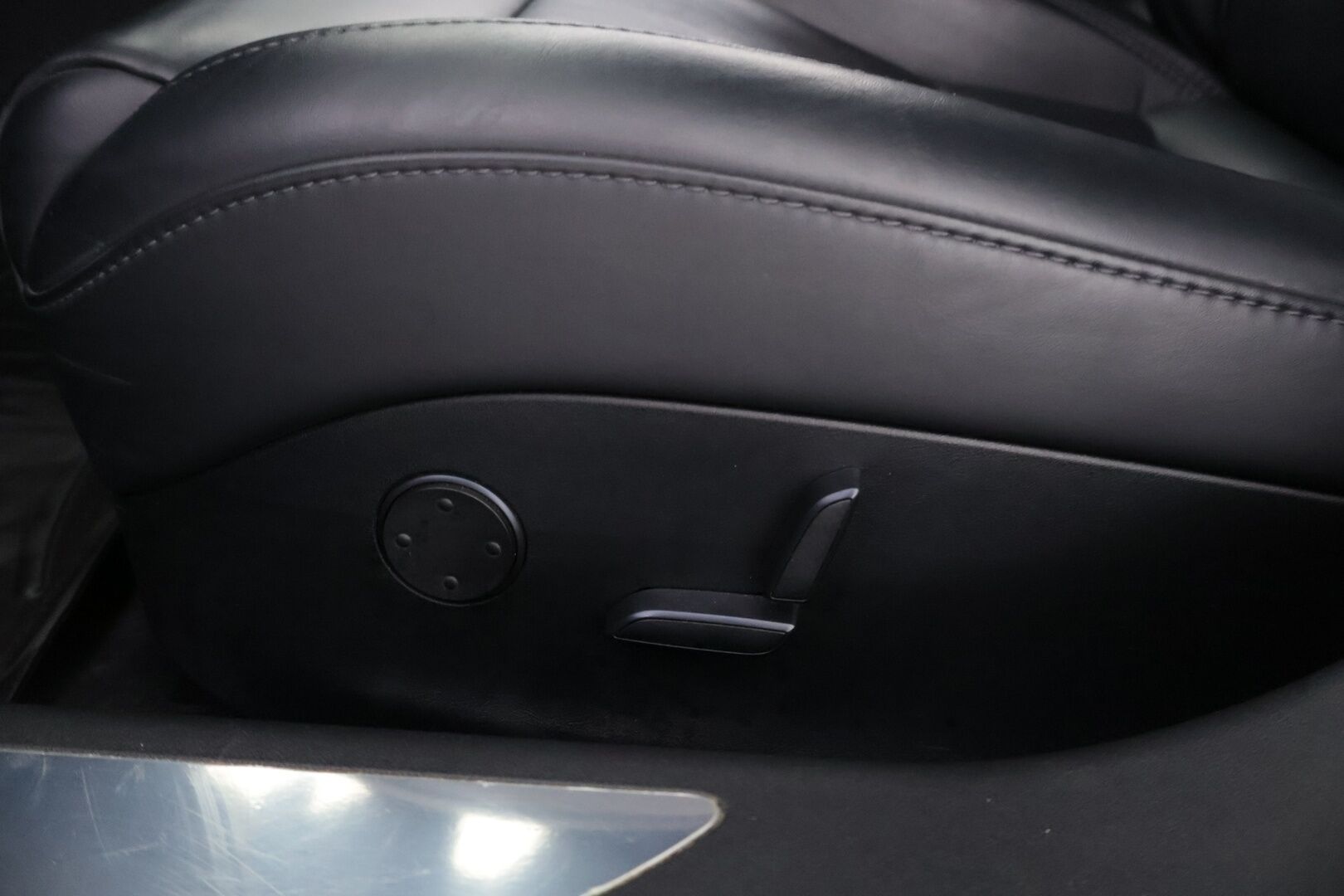 Tesla Model S 2020 Standard Range AWD - Premium Audio | Lasikatto | Ilma-Alusta | Peruutuskamerat | Ratinlämmitys | Akuston esilämmitys | Huippusiisti!