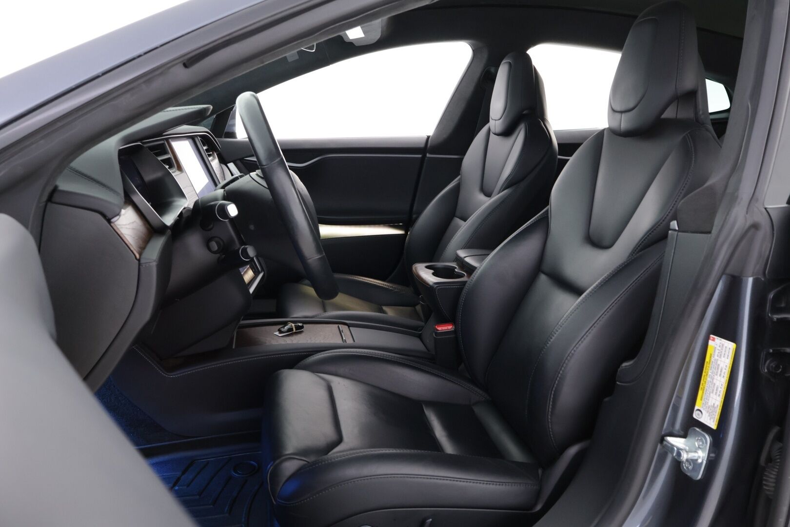 Tesla Model S 2020 Standard Range AWD - Premium Audio | Lasikatto | Ilma-Alusta | Peruutuskamerat | Ratinlämmitys | Akuston esilämmitys | Huippusiisti!