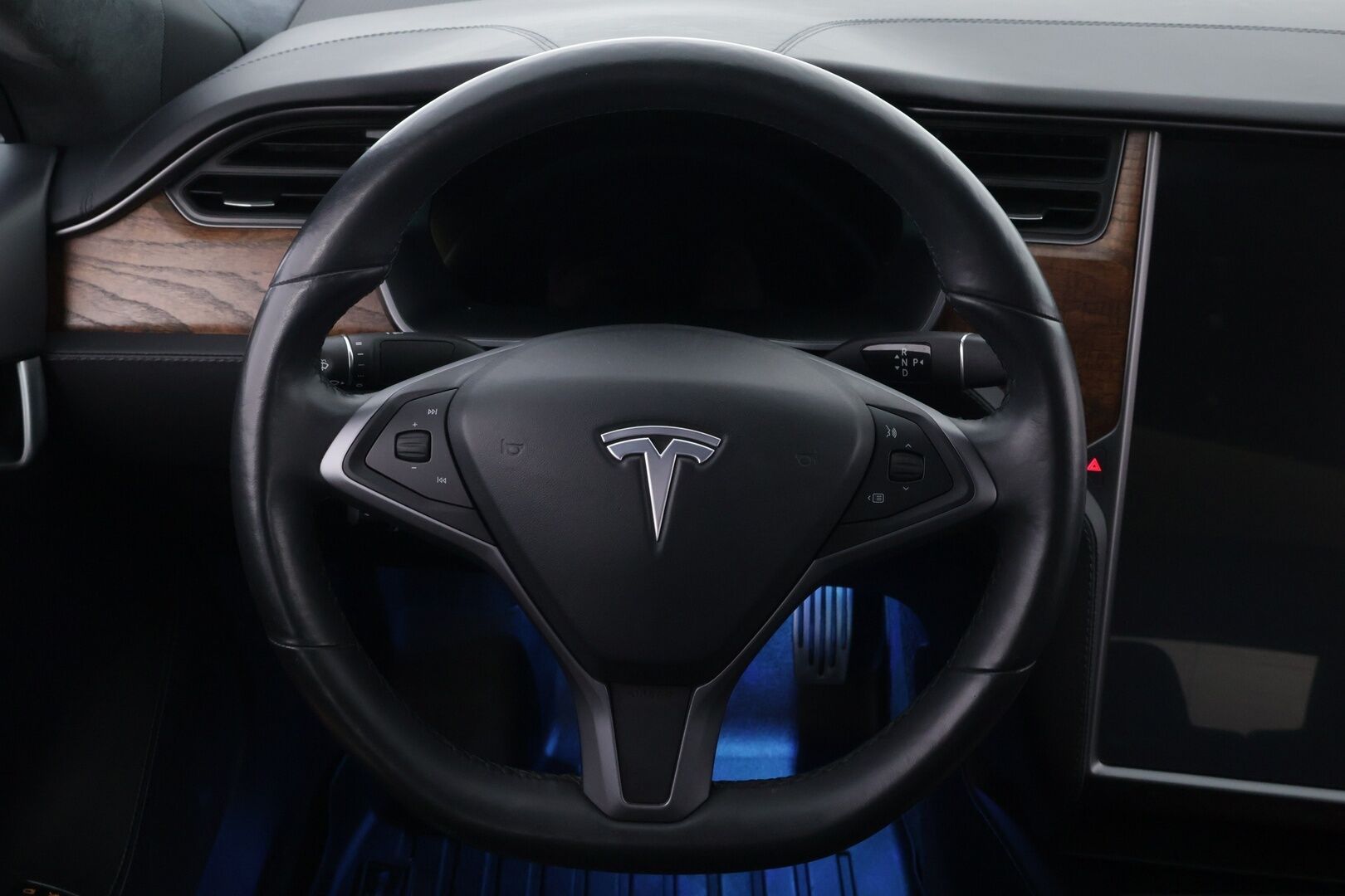 Tesla Model S 2020 Standard Range AWD - Premium Audio | Lasikatto | Ilma-Alusta | Peruutuskamerat | Ratinlämmitys | Akuston esilämmitys | Huippusiisti!