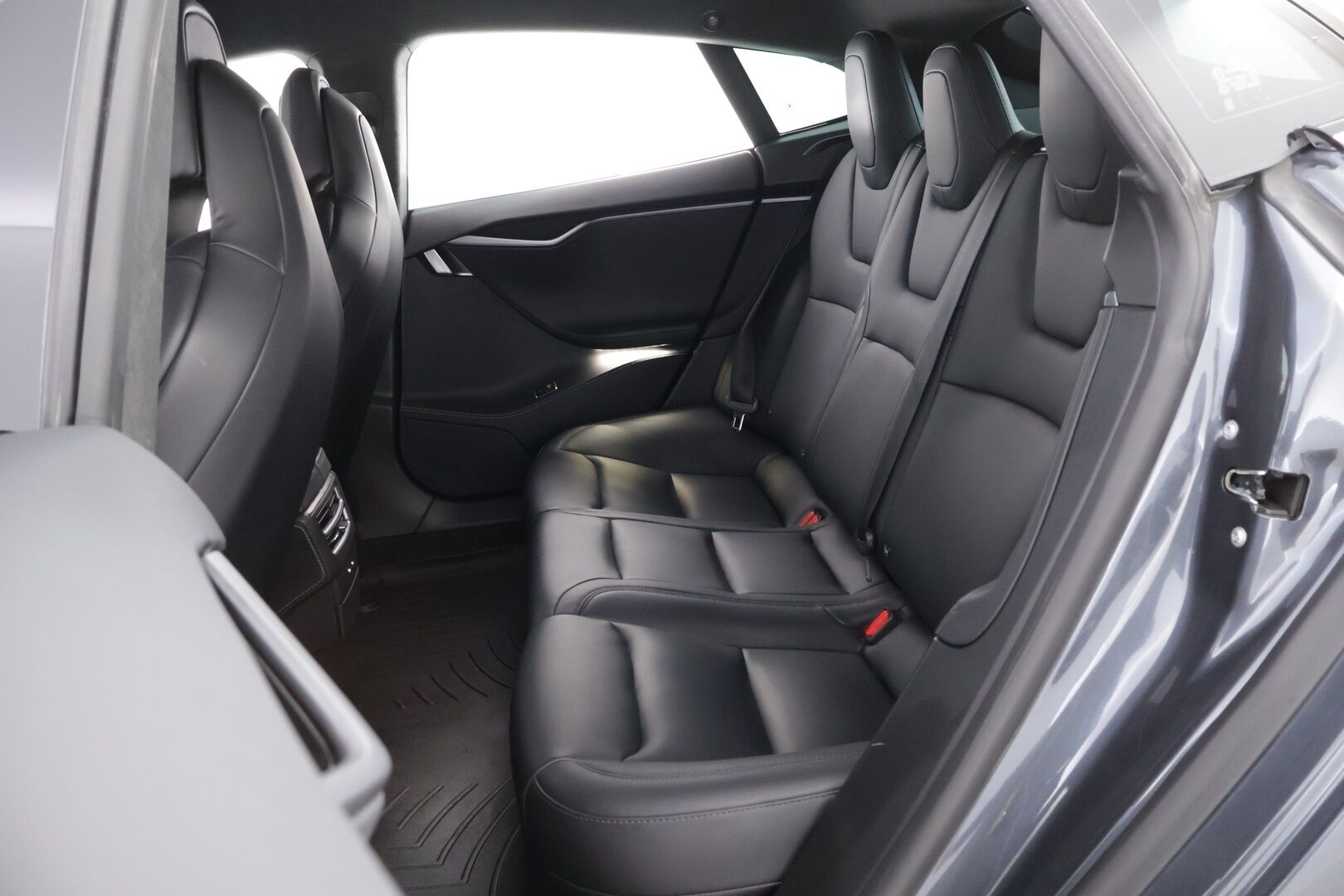 Tesla Model S 2020 Standard Range AWD - Premium Audio | Lasikatto | Ilma-Alusta | Peruutuskamerat | Ratinlämmitys | Akuston esilämmitys | Huippusiisti!