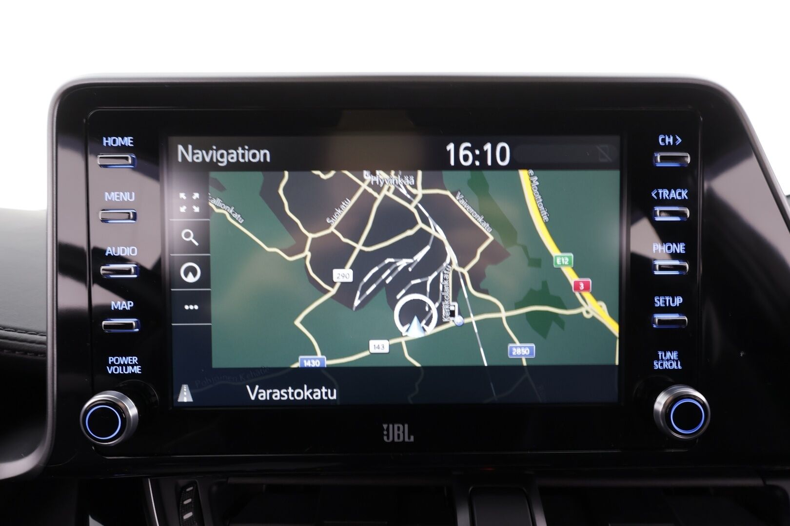 Toyota C-HR 2021 2,0 Hybrid GR Sport * ACC / P.kamera / LED / Navi / JBL / Sähköpenkki / KeylessGo / Sporttipenkit * - Kahdet renkaat aluvanteilla / Juuri huollettu!