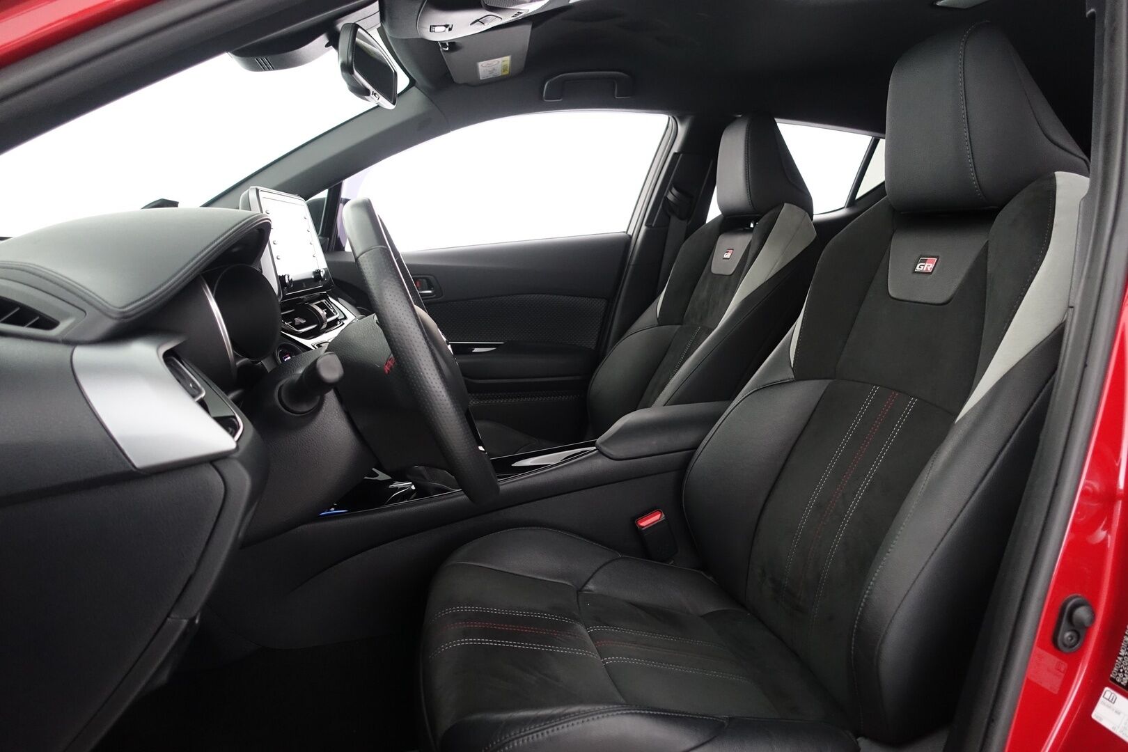 Toyota C-HR 2021 2,0 Hybrid GR Sport - | ACC | BLIS | JBL | P.kamera | Navi | KeylessGo | LED | Sähkösäätö Nahka-Alcantara penkit | Apple & Android | 