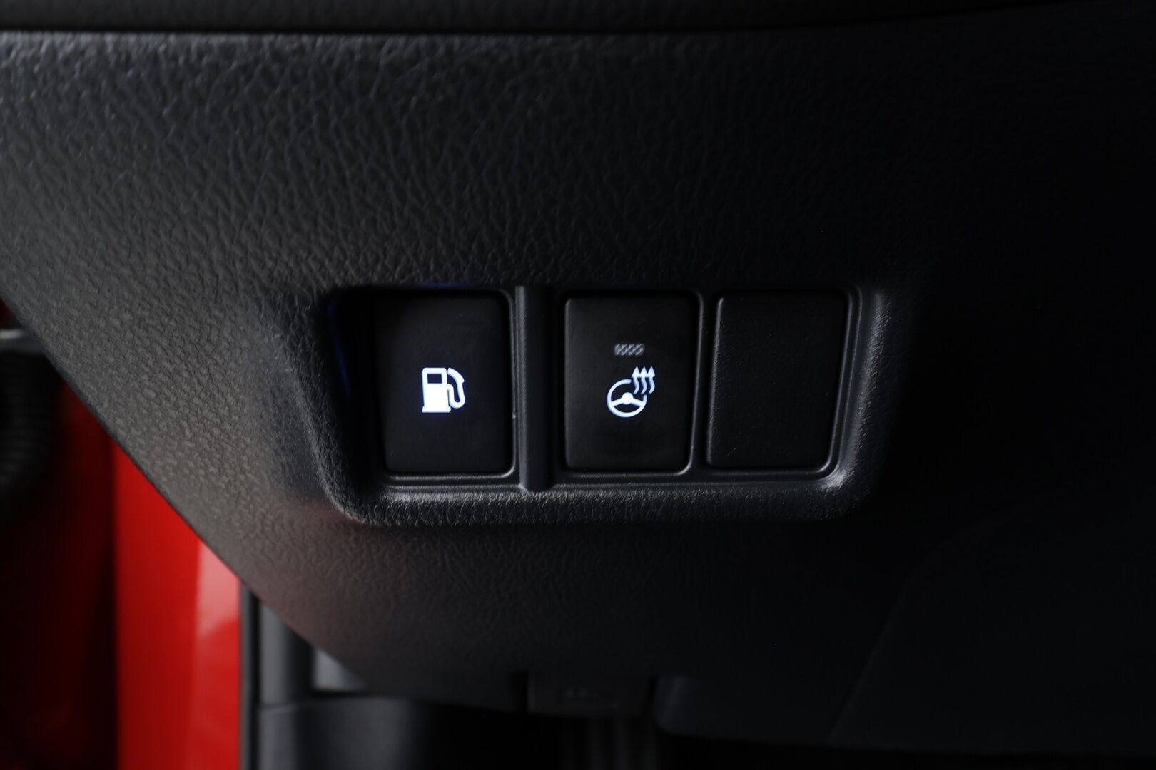 Toyota C-HR 2021 2,0 Hybrid GR Sport * ACC / P.kamera / LED / Navi / JBL / Sähköpenkki / KeylessGo / Sporttipenkit * - Kahdet renkaat aluvanteilla / Juuri huollettu!