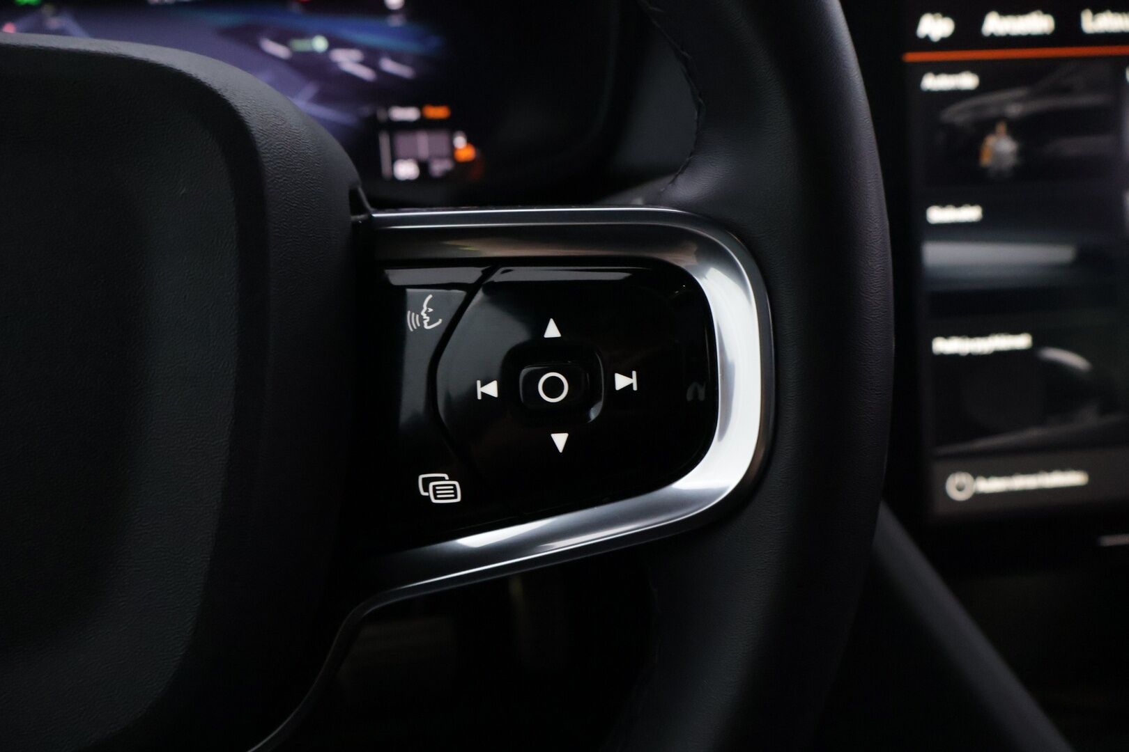 Polestar 2 2021 Long Range Dual Motor Performance 350kW 78kWh - Performance pack / Pilot & Plus / Adapt.vakkari / 360 kamera / Pixel LED / H&K / Apple&Android / Keyless / Sporttipenkit / Navi / 