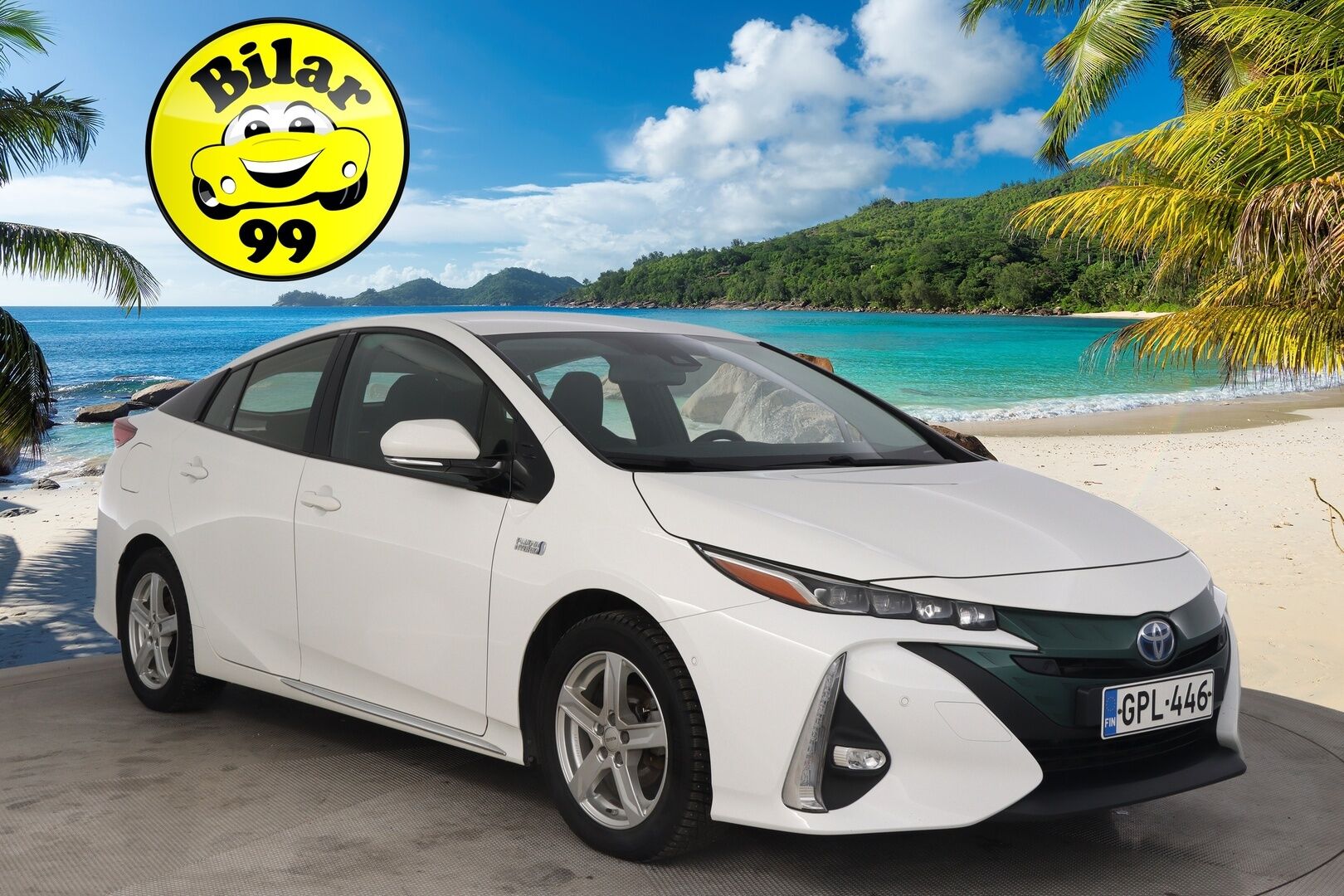 Toyota Prius 2019 Plug-in Executive * ACC / HUD / ILP / P.kamera / LED / Navi / KeylessGo * - Kahdet renkaat aluvanteilla / Merkkihuollettu