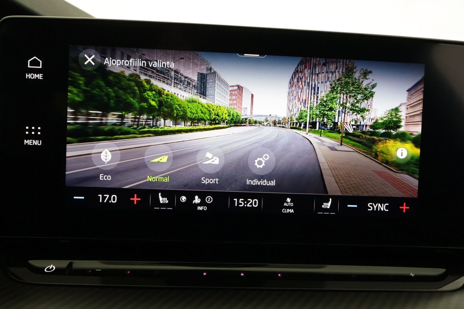 Skoda Octavia 2023 2.0 TDI 200 RS DSG Autom. - | ACC | Webasto | Skoda Crystal Matrix LED | P.Kamera | Ratinlämmitys | Keyless | Apple&Android | 1.Om Suomi-auto | Kahdet Renkaat | Merkkihuollettu |