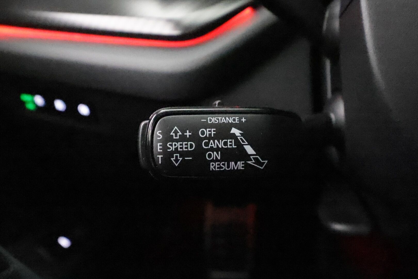 Skoda Octavia 2023 2.0 TDI 200 RS DSG Autom. - | ACC | Webasto | Skoda Crystal Matrix LED | P.Kamera | Ratinlämmitys | Keyless | Apple&Android | 1.Om Suomi-auto | Kahdet Renkaat | Merkkihuollettu |