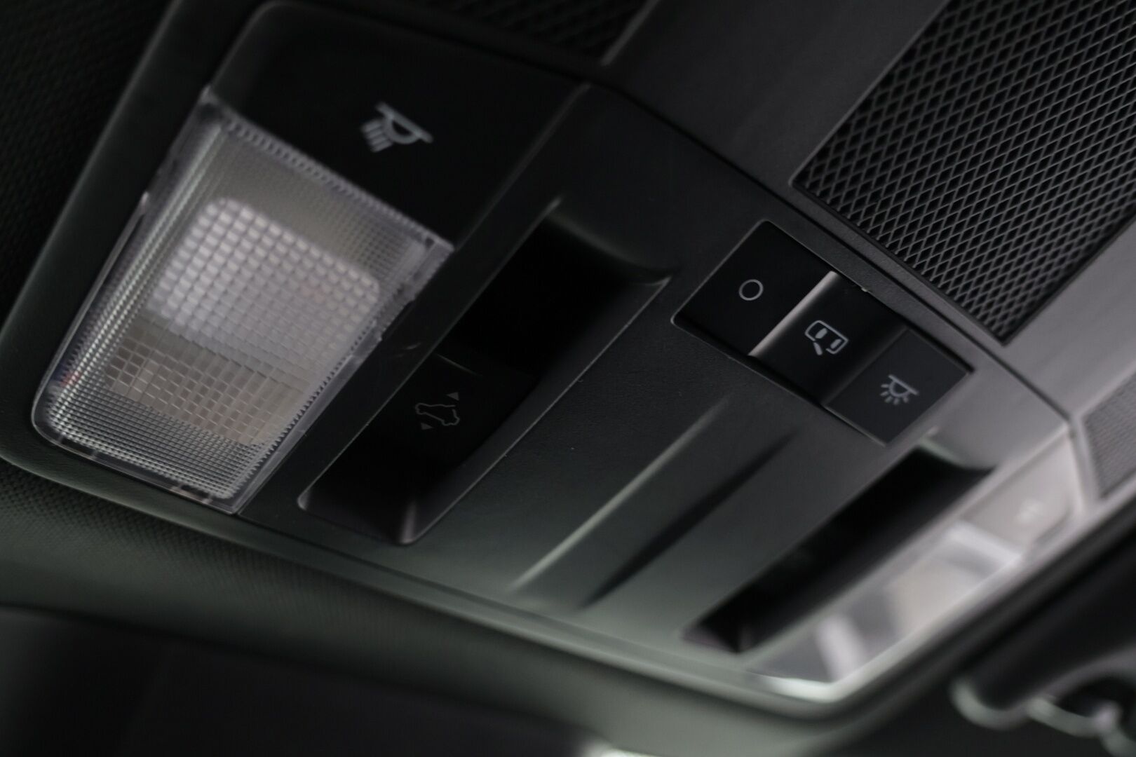 Mitsubishi ECLIPSE CROSS 2025 2.4 PHEV Instyle Plus 4WD / Sähköpenkit / Panorama / ACC / 360-Kamera - Todella siisti / Kattotelineet mukana / Kahdet renkaat - HULLUT AVAJAISHULINAT KORKOTARJOUS 3,29 %