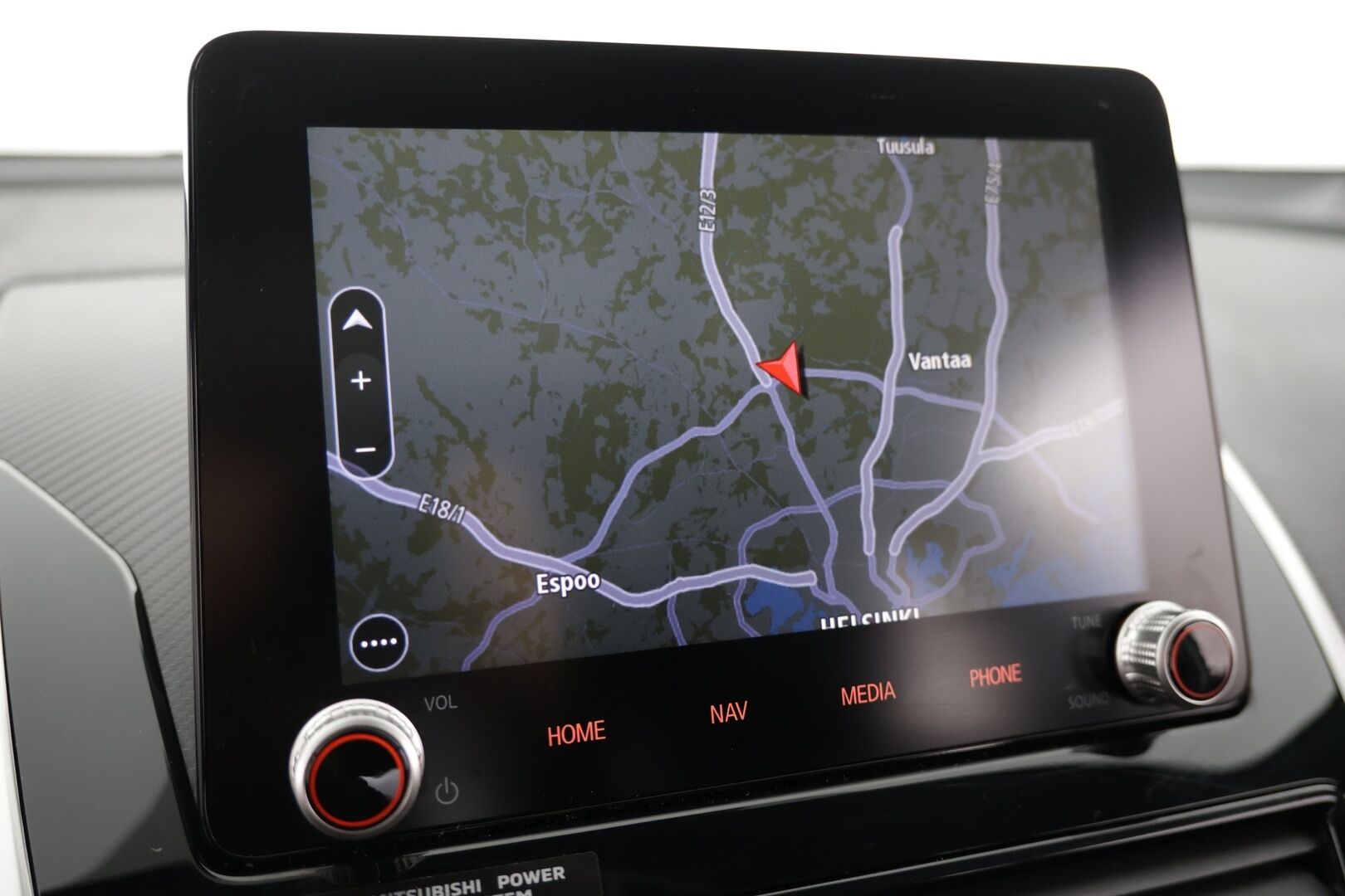 Mitsubishi ECLIPSE CROSS 2025 2.4 PHEV Instyle Plus 4WD / Sähköpenkit / Panorama / ACC / 360-Kamera - Todella siisti / Kattotelineet mukana / Kahdet renkaat 