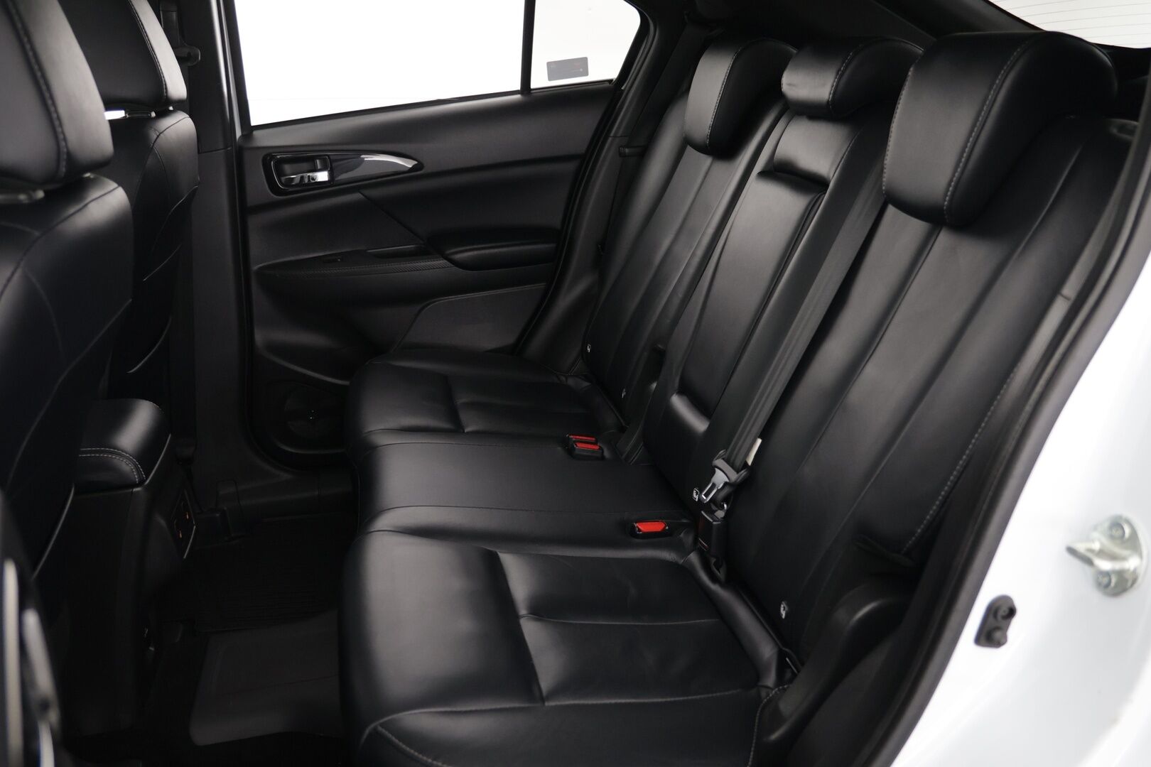 Mitsubishi ECLIPSE CROSS 2025 2.4 PHEV Instyle Plus 4WD / Sähköpenkit / Panorama / ACC / 360-Kamera - Todella siisti / Kattotelineet mukana / Kahdet renkaat 