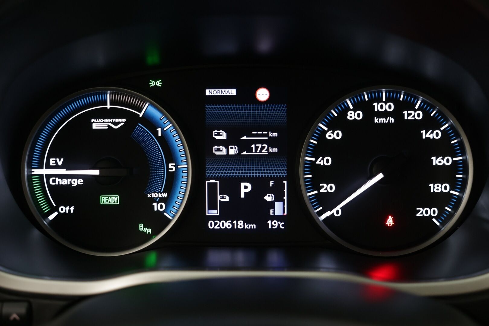 Mitsubishi ECLIPSE CROSS 2025 2.4 PHEV Instyle Plus 4WD / Sähköpenkit / Panorama / ACC / 360-Kamera - Todella siisti / Kattotelineet mukana / Kahdet renkaat 