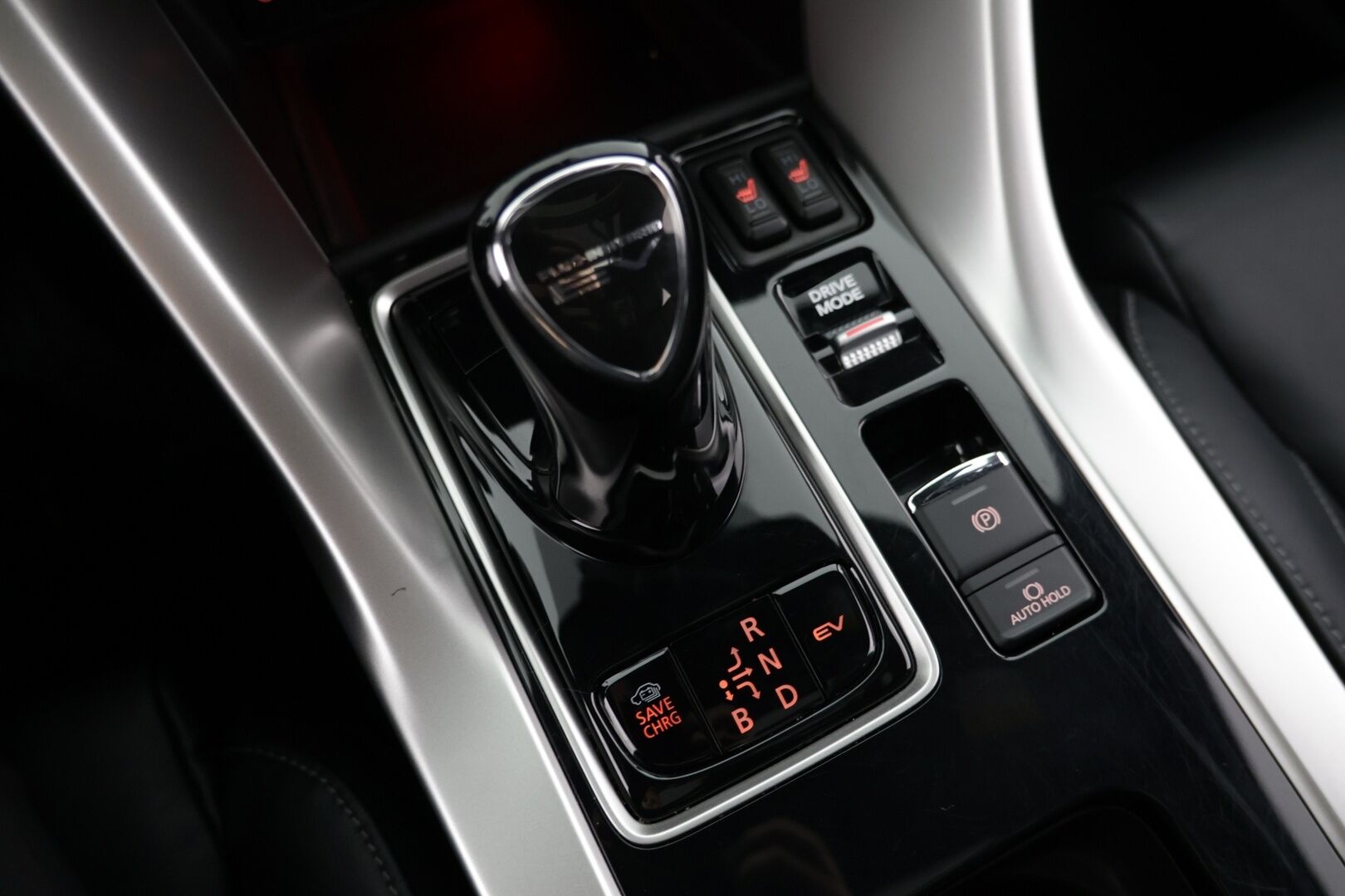 Mitsubishi ECLIPSE CROSS 2025 2.4 PHEV Instyle Plus 4WD / Sähköpenkit / Panorama / ACC / 360-Kamera - Todella siisti / Kattotelineet mukana / Kahdet renkaat 
