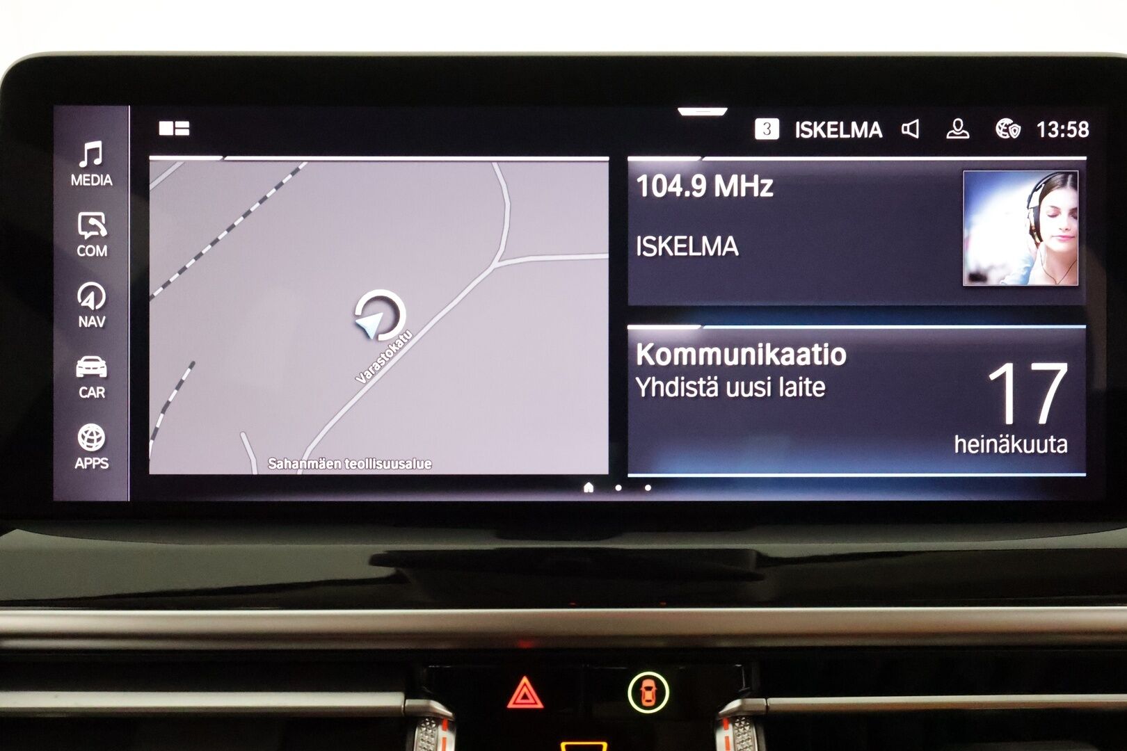BMW X3 2023 G01 xDrive 30e A Charged Edition **Koukku / Adapt.Vakkari / Adapt.LED / P.Kamera / Sporttinahat / Navi / HiFi** - 3,99 % KORKOTARJOUS TÄHÄN AUTOON - 1-om Suomi-auto / 2x Latauskaapelit / Kahdet Renkaat / Merkkihuollettu!
