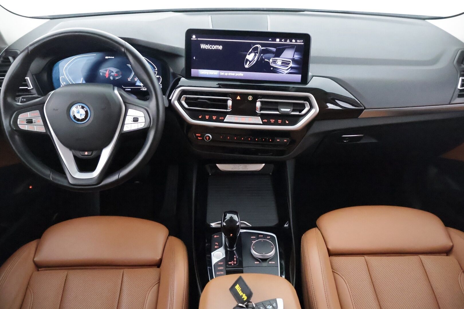 BMW X3 2023 G01 xDrive 30e A Charged Edition - 3,99 % KORKOTARJOUS TÄHÄN AUTOON - 1Om Suomiauto / Adapt.Vakkari / HiFi / Peruutuskamera / Ruskeat Sporttinahat / Vetokoukku / Adapt.LED / Huippuvarustein!