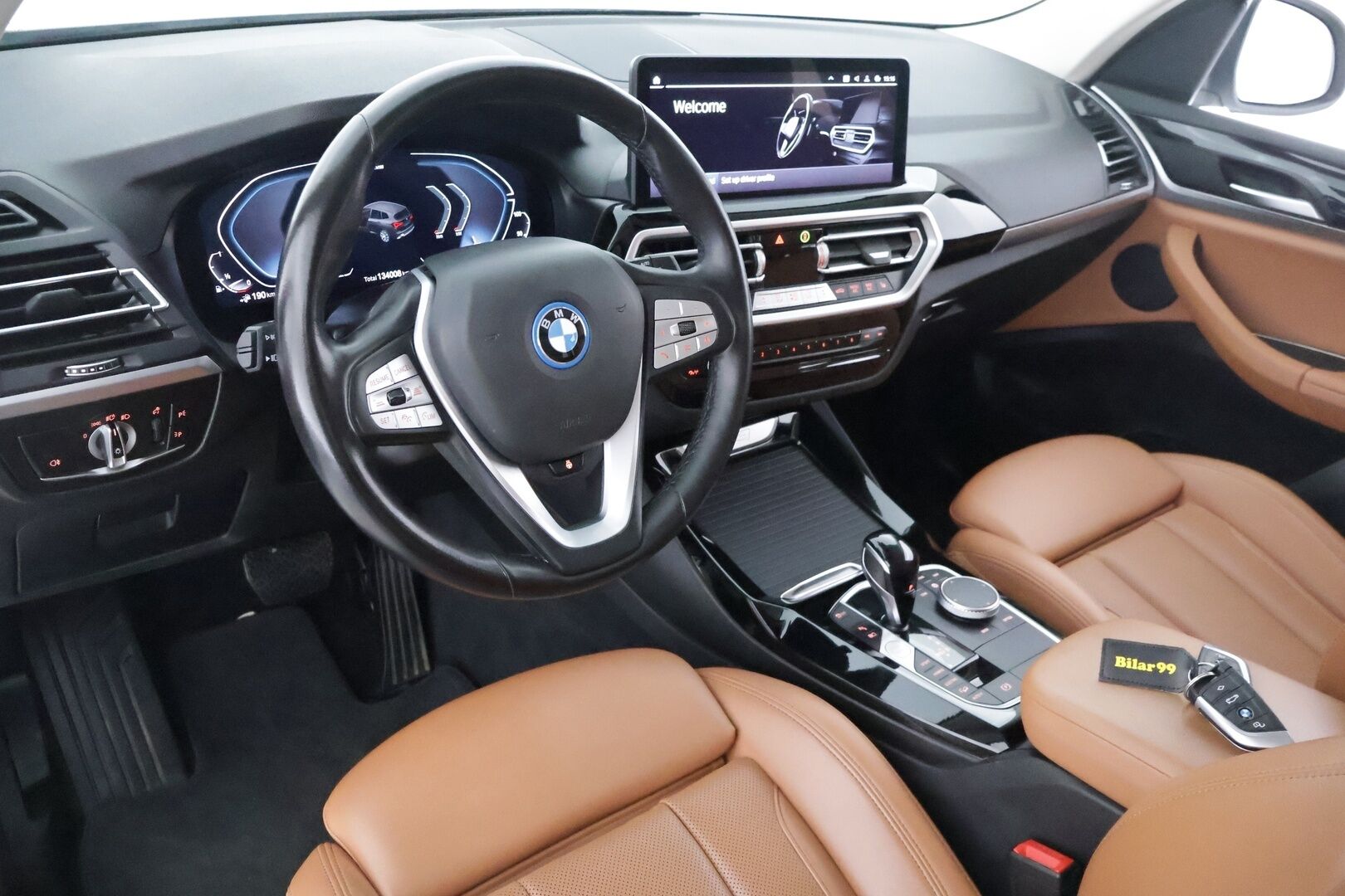 BMW X3 2023 G01 xDrive 30e A Charged Edition **Adapt.Vakkari / P.Kamera / LED-valot / Koukku / Sporttinahat / Navi / Kaistavahti** - 3,99 % KORKOTARJOUS TÄHÄN AUTOON - 1.Om Suomi-auto / Digimittaristo / KeylessGO / 2x Renkaat