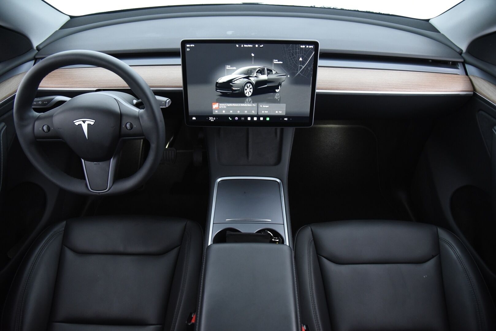 Tesla Model Y 2023 Long Range AWD / Matrix-LED / Vetokoukku / Lämpöpumppu / Adapt. vak / Lasikatto / Autopilot / AMD-Ryzen - 3,99 % KORKOTARJOUS TÄHÄN AUTOON - 1-omisteinen Suomi-Auto vetokoukulla!