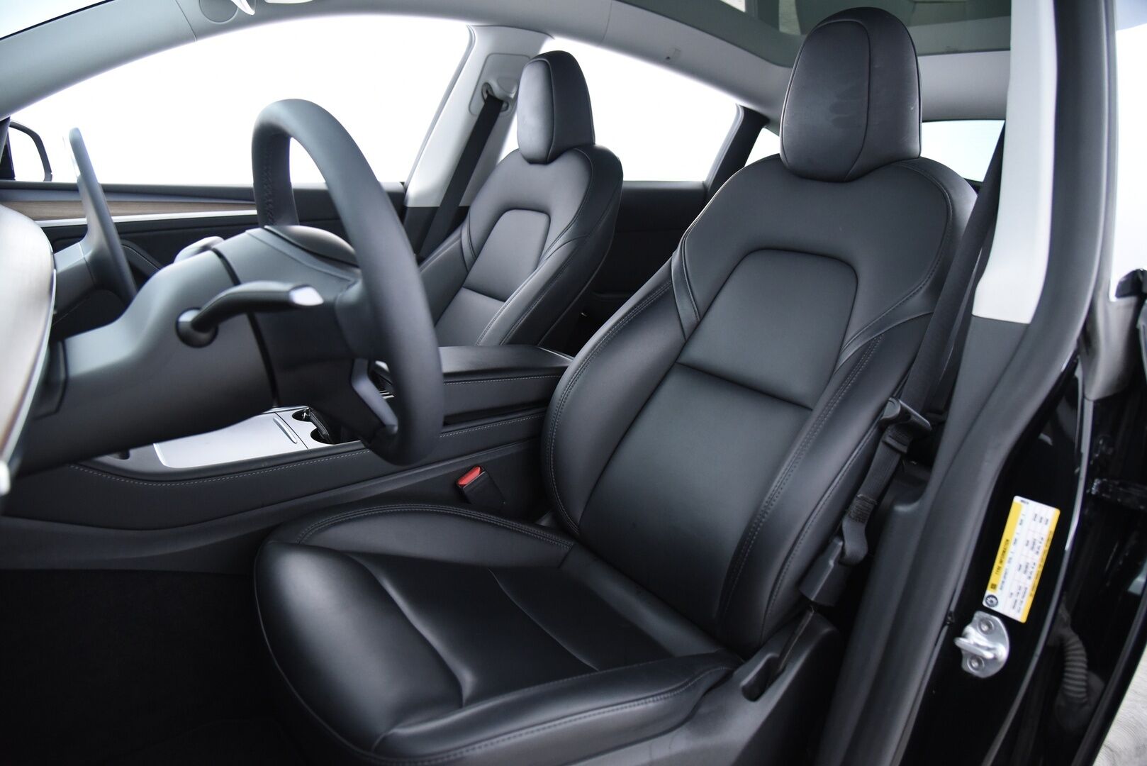 Tesla Model Y 2023 Long Range AWD / Matrix-LED / Vetokoukku / Lämpöpumppu / Adapt. vak / Lasikatto / Autopilot / AMD-Ryzen - 3,99 % KORKOTARJOUS TÄHÄN AUTOON - 1-omisteinen Suomi-Auto vetokoukulla!