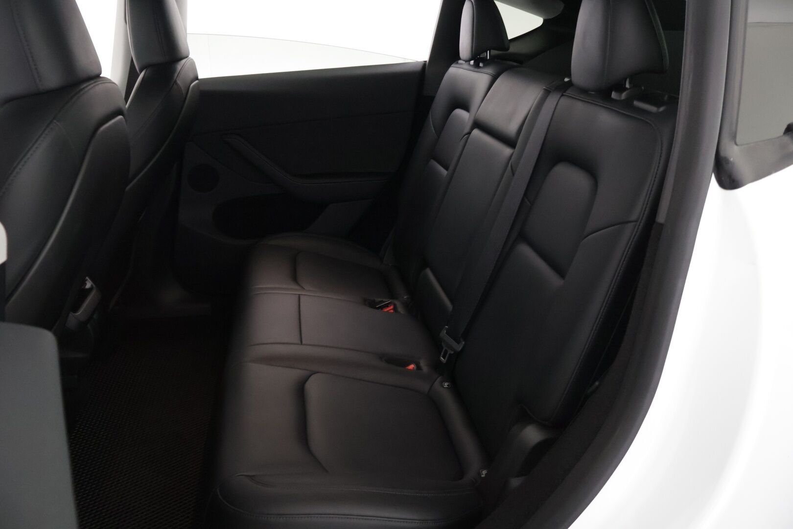 Tesla Model Y 2023 Long Range Dual Motor *ILP / Lasikatto / AMD Ryzen /  FSD3* - * AKKU KUNTOTARKASTETTU*  *2X Vanteet / Super Siisti / Perheauto*