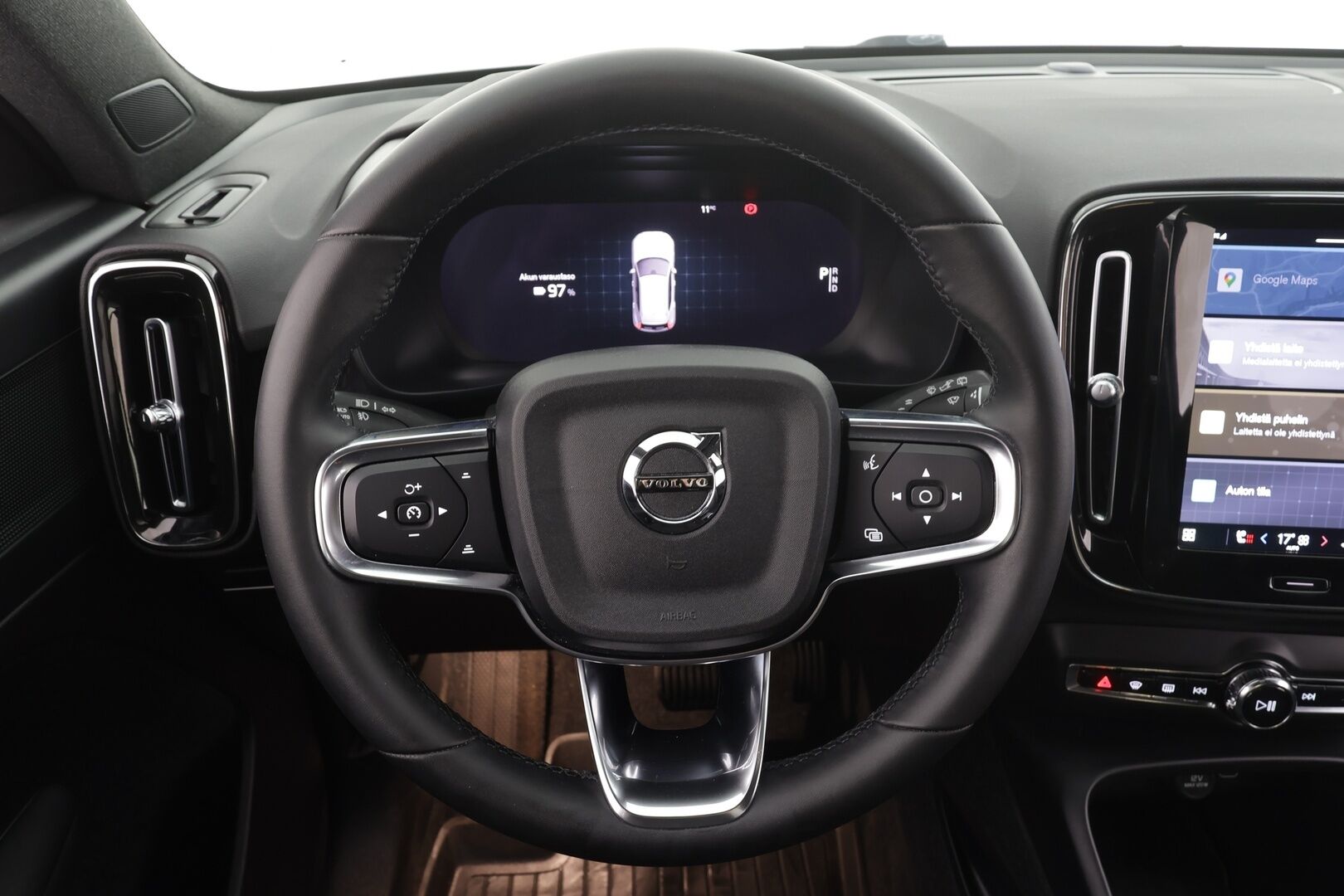 Volvo XC40 2023 Recharge Twin Plus aut * ILP / Koukku / ACC / LED / P.Kamera / Sportpenkki Muistilla / Navi * - 1-om Suomi-auto / Akku kuntotarkastettu / 2x Latauskaapelit / Kahdet renkaat / Merkkihuollettu