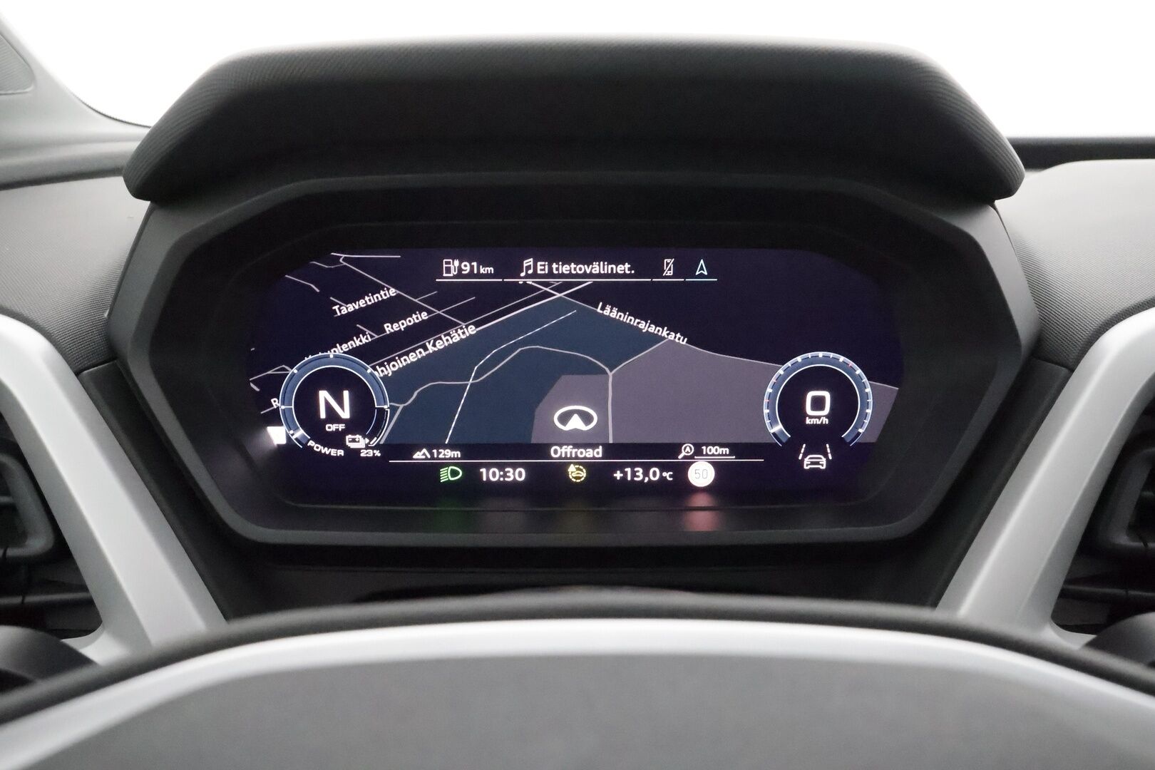 Audi Q4 e-tron 2023 40 e-tron - | ILP | ACC | LED | P.Kamera | Navi | Kaistavahti | Digimittaristo | Navi | Merkkihuollot | Kahdet renkaat | Suomi-auto |