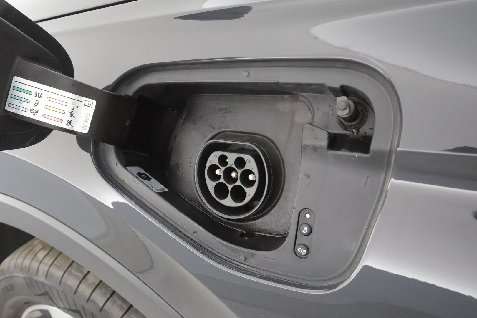 Seat Tarraco 2023 1,4 PHEV 245 e-Hybrid Xcellence Launch Edition DSG - | ACC | LED | P.Kamera | Kaistavahti | Navi | Keyless | 1-om Suomi-auto | Merkkihuollot | 2x Latauskaapelit | Kahdet renkaat |