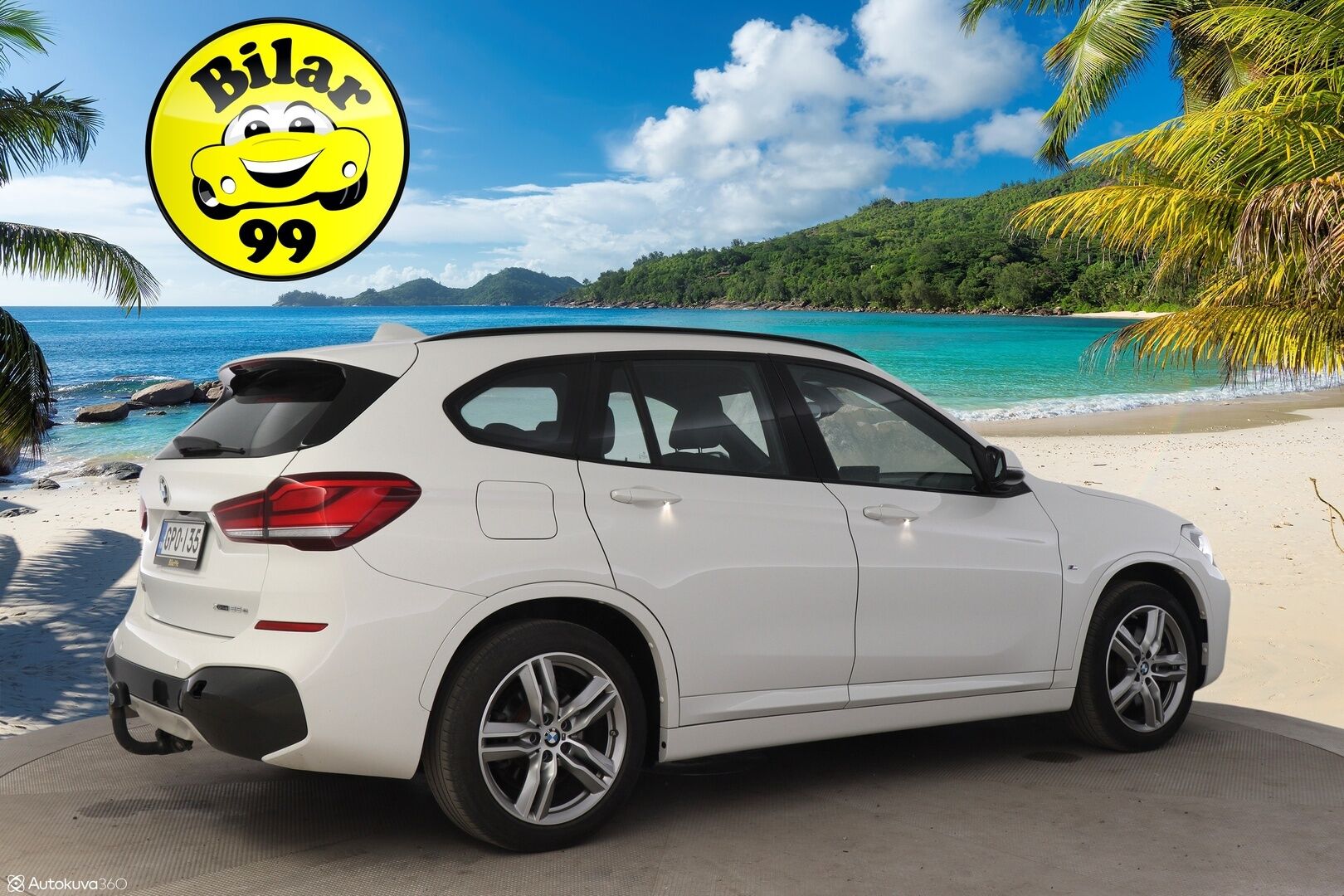 BMW X1 2021 10 kWh, xDrive 25e M-Sport Plug-In Hybrid *Blow-By Heater / HUD / Peruutuskamera / Sporttinahat / Koukku / Navi* - Fiksu taloudellinen M-Sport Bemari särmällä huoltohistorialla, nelivedolla sekä vetokoukulla varustettuna!