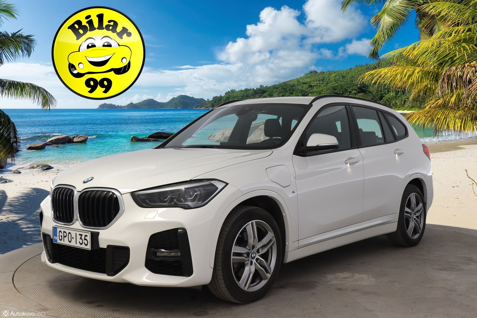 BMW X1 2021 10 kWh, xDrive 25e M-Sport Plug-In Hybrid *Blow-By Heater / HUD / Peruutuskamera / Sporttinahat / Koukku / Navi* - Fiksu taloudellinen M-Sport Bemari särmällä huoltohistorialla, nelivedolla sekä vetokoukulla varustettuna!