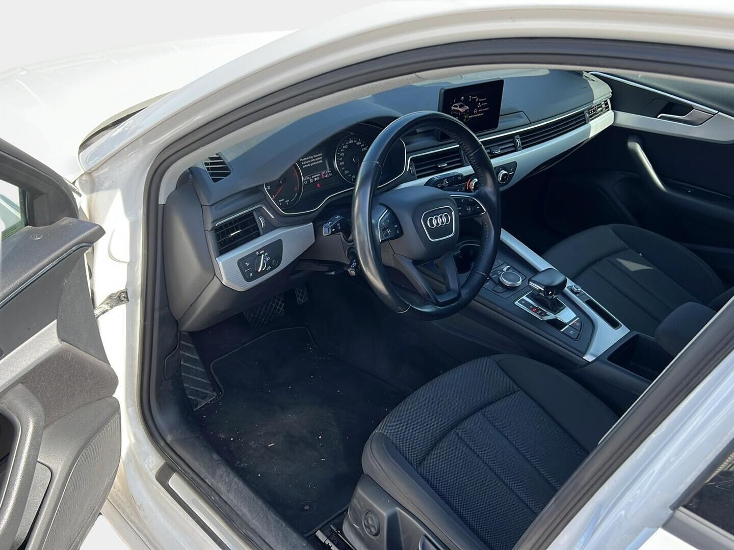 Audi A4 2018 Avant Business 40 TFSI 140 kW MHEV S tronic - Suomiauto | Webasto | ACC | Peruutuskamera | BLIS | Navi | Adapt.LED | Huippuvarusteet!