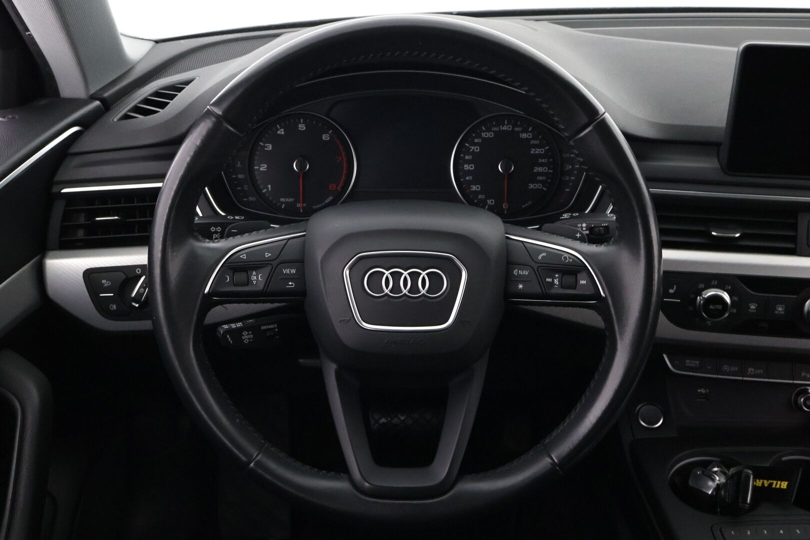 Audi A4 2018 Avant Business 40 TFSI 140 kW MHEV S tronic - Suomiauto | Webasto | ACC | Peruutuskamera | BLIS | Navi | Adapt.LED | Huippuvarusteet!