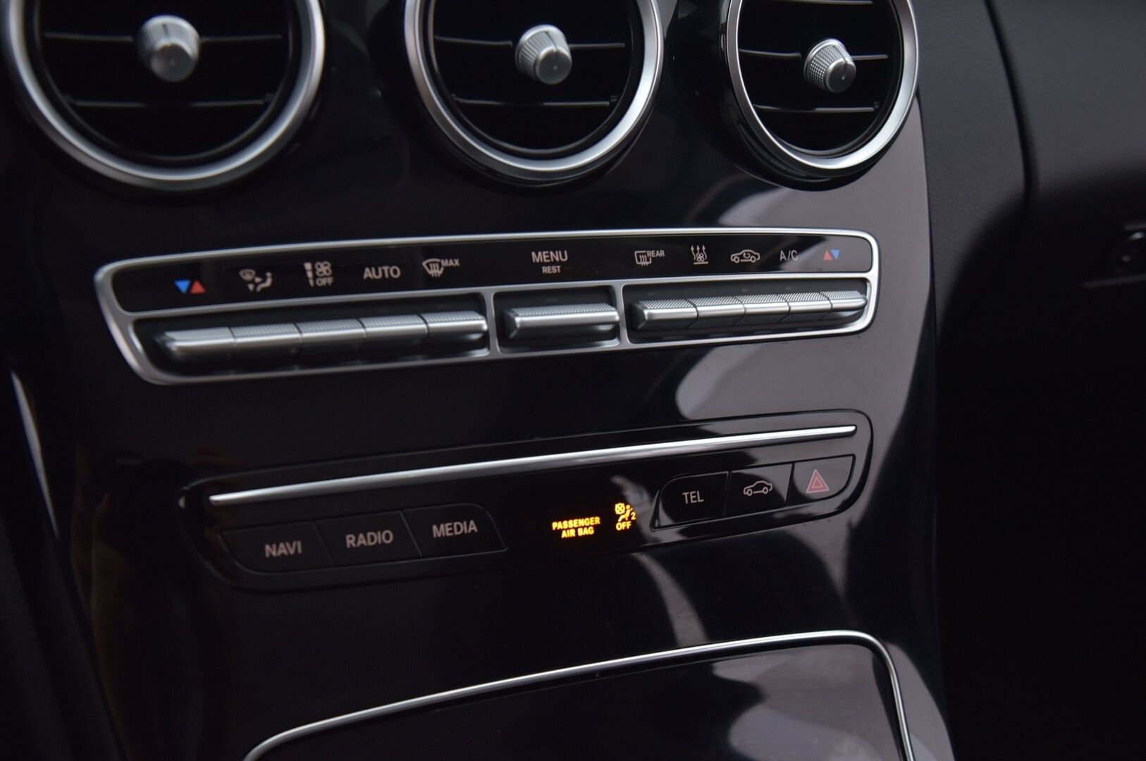 MERCEDES-BENZ C 2019 200 d T A Business *Facelift / Webasto / Navi / LED / Apple&Android / P.kamera / Koukku * - *Juuri saapunut / Juuri huollettu*