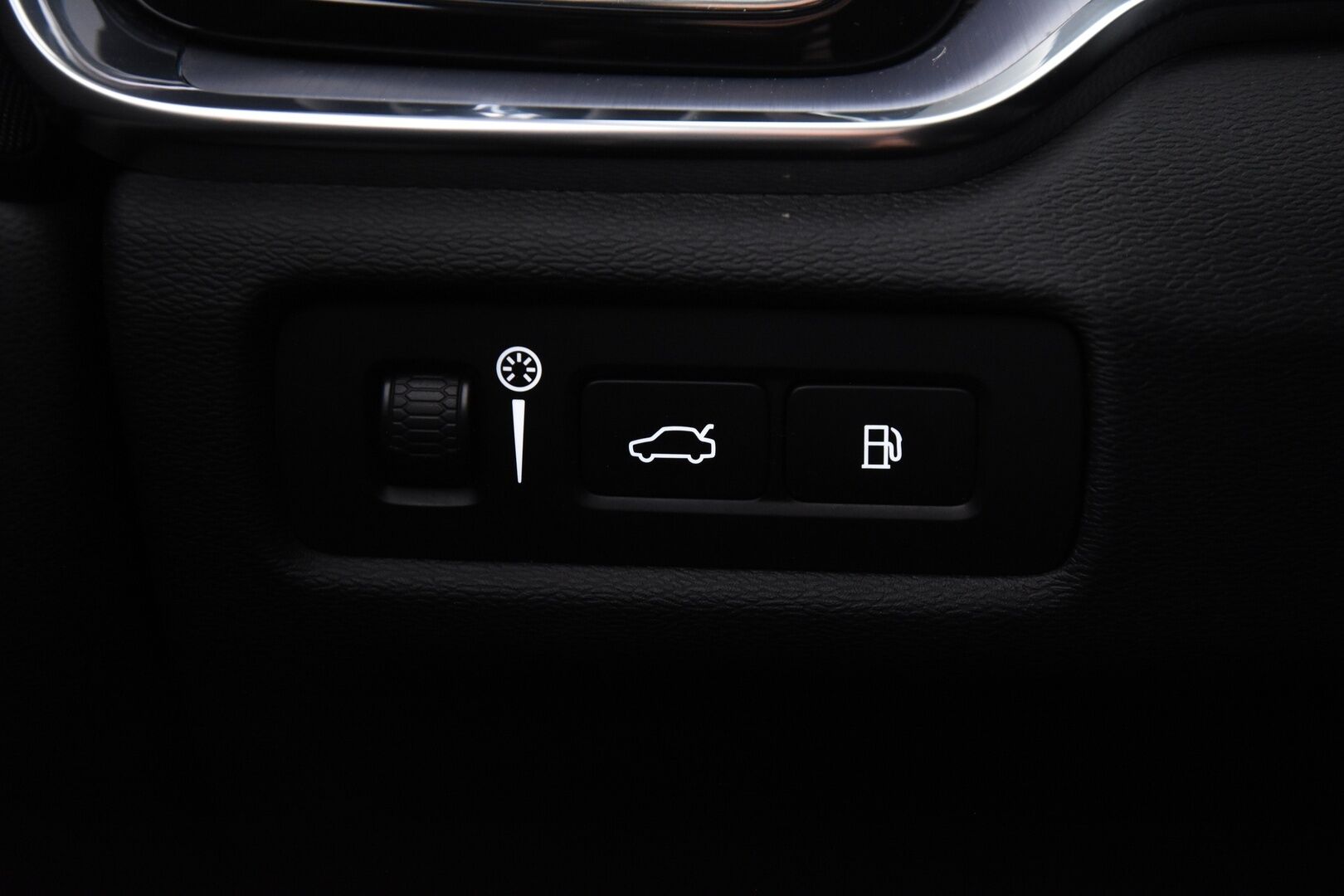 Volvo V60 2020 T6 TwE AWD Momentum aut *Vetokoukku / ACC / Webasto / Pilot assist*