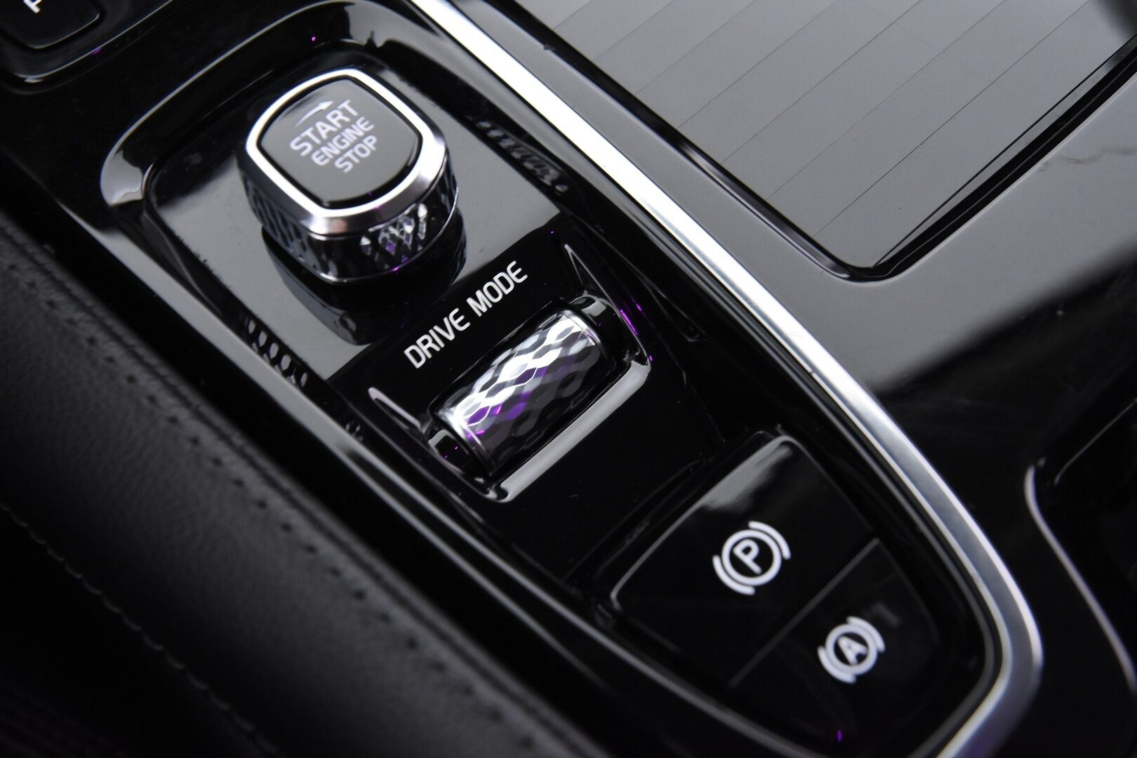 Volvo V60 2020 T6 TwE AWD Momentum aut *Vetokoukku / ACC / Webasto / Pilot assist*