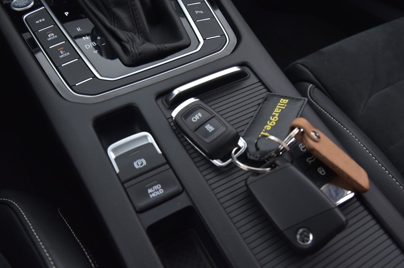 VOLKSWAGEN PASSAT 2020 Variant GTE Plug-In Hybrid 160 kW DSG-aut * ALV / Adapt. vakkari / Webasto / IQ Light / Apple&Android / Koukku * - KORKO VAIN 3,99 %