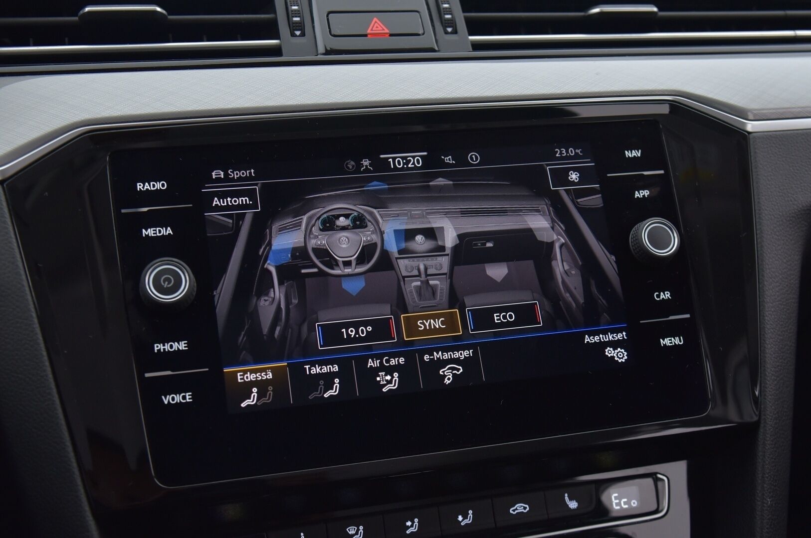 VOLKSWAGEN PASSAT 2020 Variant GTE Plug-In Hybrid 160 kW DSG-aut * ALV / Adapt. vakkari / Webasto / IQ Light / Apple&Android / Koukku * - KORKO VAIN 3,99 %