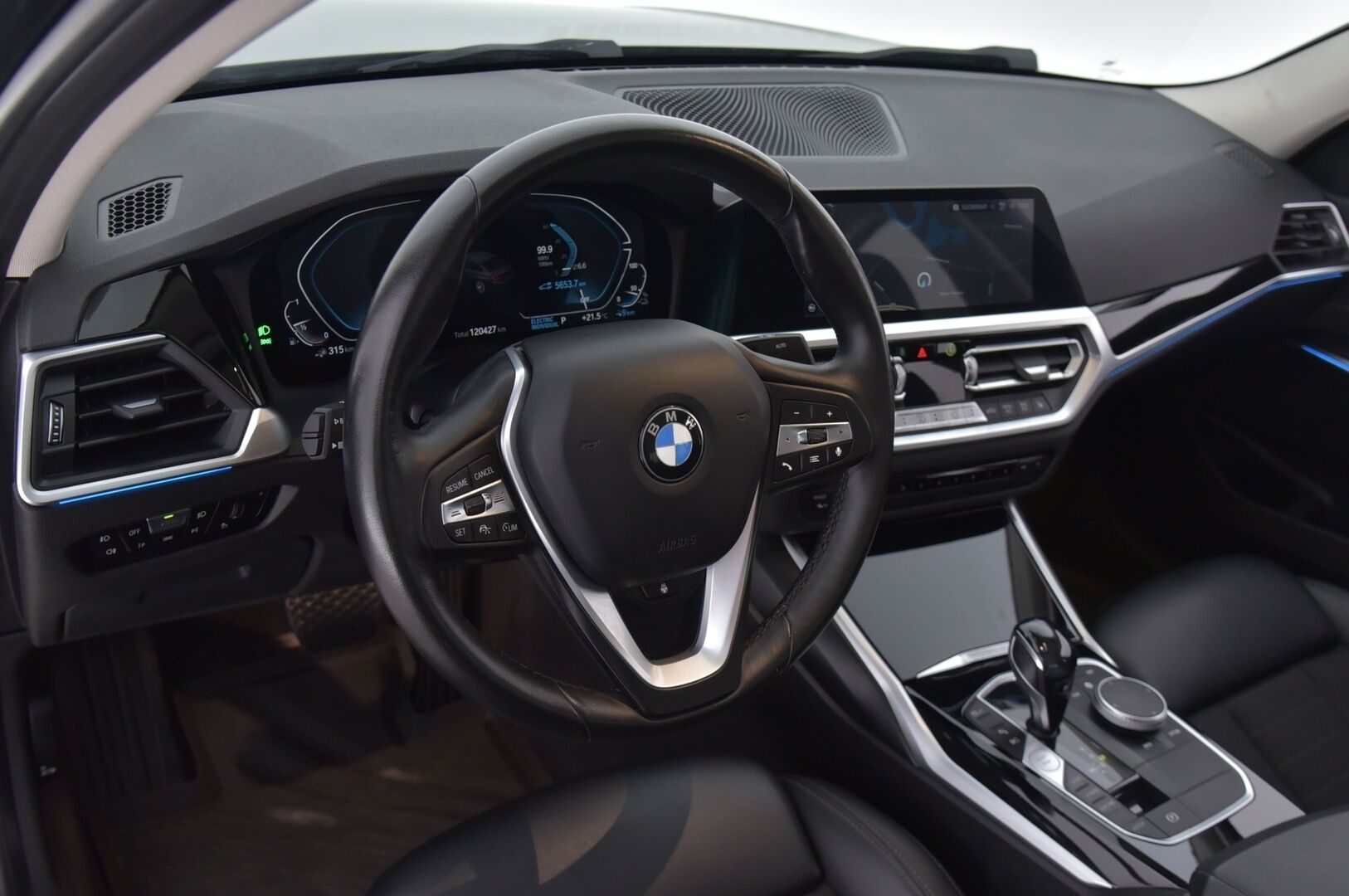 BMW 330E 2020 G20 Sedan  A Charged Edition Sportline - ACC | Sporttipenkit | Digimittari | Navi | Ratinlämmitin | Tutkat edessä ja takana | SOH 84,2%