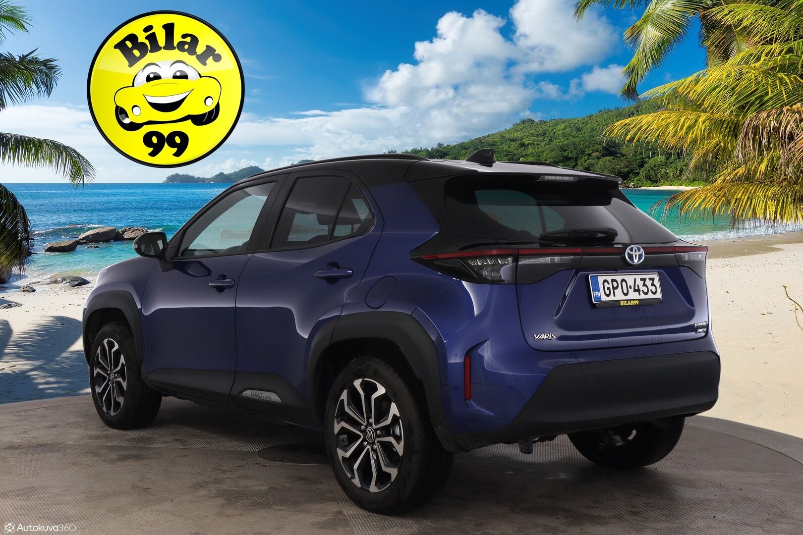 Toyota Yaris Cross 2023 1,5 Hybrid AWD-i Intense ACC / P.kamera / Blis / Navi / KeyLessGo / Lohko.S.Pistoke / S.luukku / Merkkihuollettu - 3,99 % KORKOTARJOUS TÄHÄN AUTOON - Joka maastoon sopiva / Lähes uusi / Upeat varusteet! 