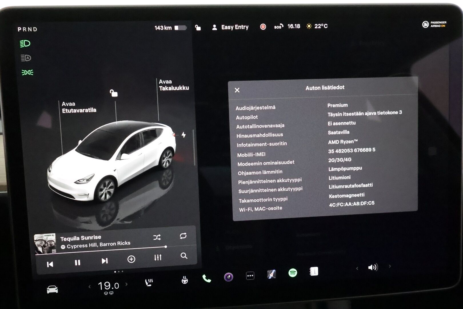 Tesla Model Y 2023 RWD - 3,99 % KORKOTARJOUS TÄHÄN AUTOON - 1Om Suomiauto / Lämpöpumppu / Vetokoukku / Matrix LED / Nahkasisusta / Premium Audio!