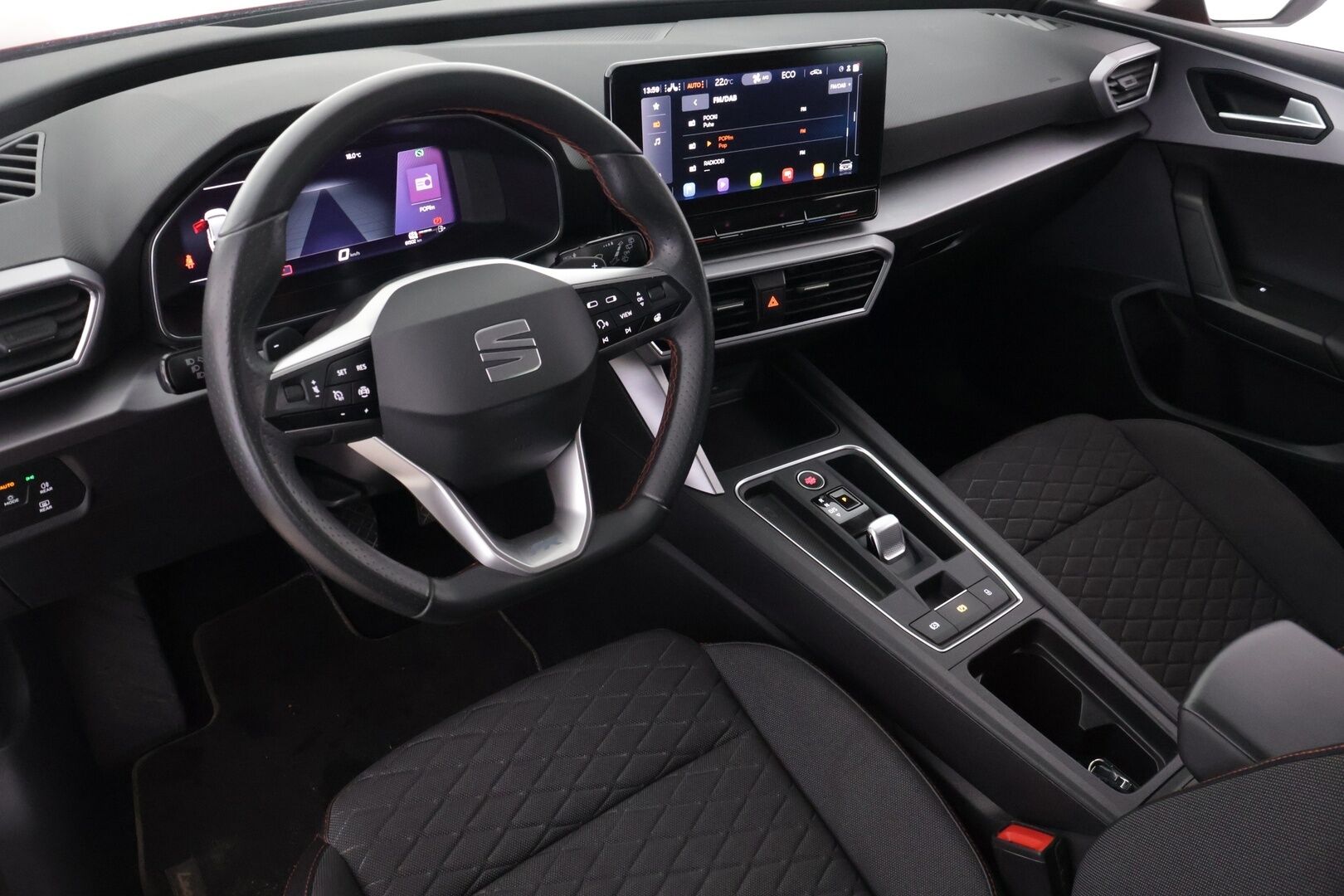 SEAT LEON SPORTSTOURER 2021 1,4 PHEV 204 eHybrid FR DSG ** Vakkari / P.Kamera / Navi / Lane assist ** - *Juuri huollettu / Taloudellinen / Hyvin varusteltu / 2x renkaat vantein*