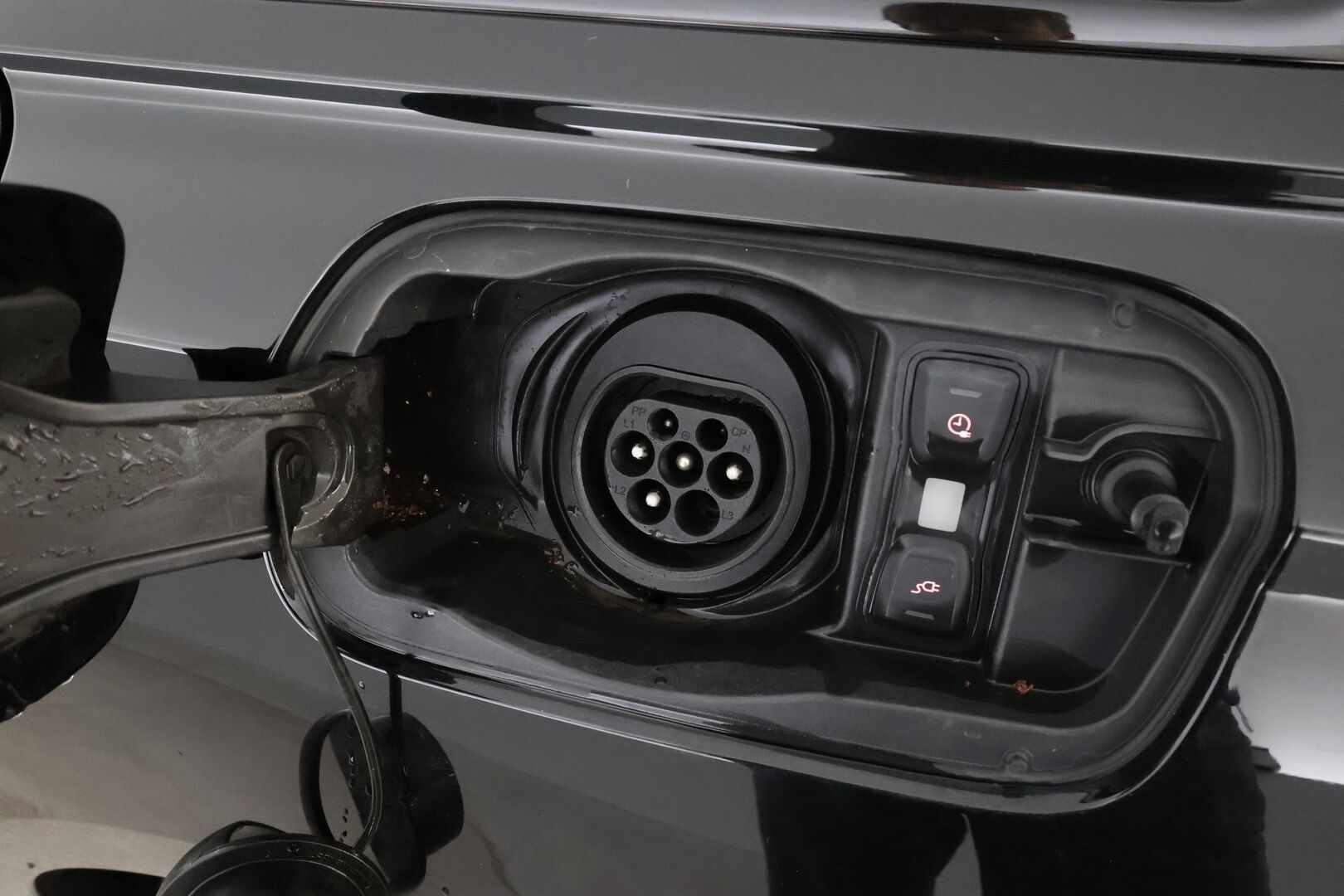 Audi A6 2021 55 TFSI e quattro S-line *Adapt.vakkari / P-Kamera / Matrix LED / Koukku / Black Optic* - Koti & kauppalaturi / Kahdet renkaat