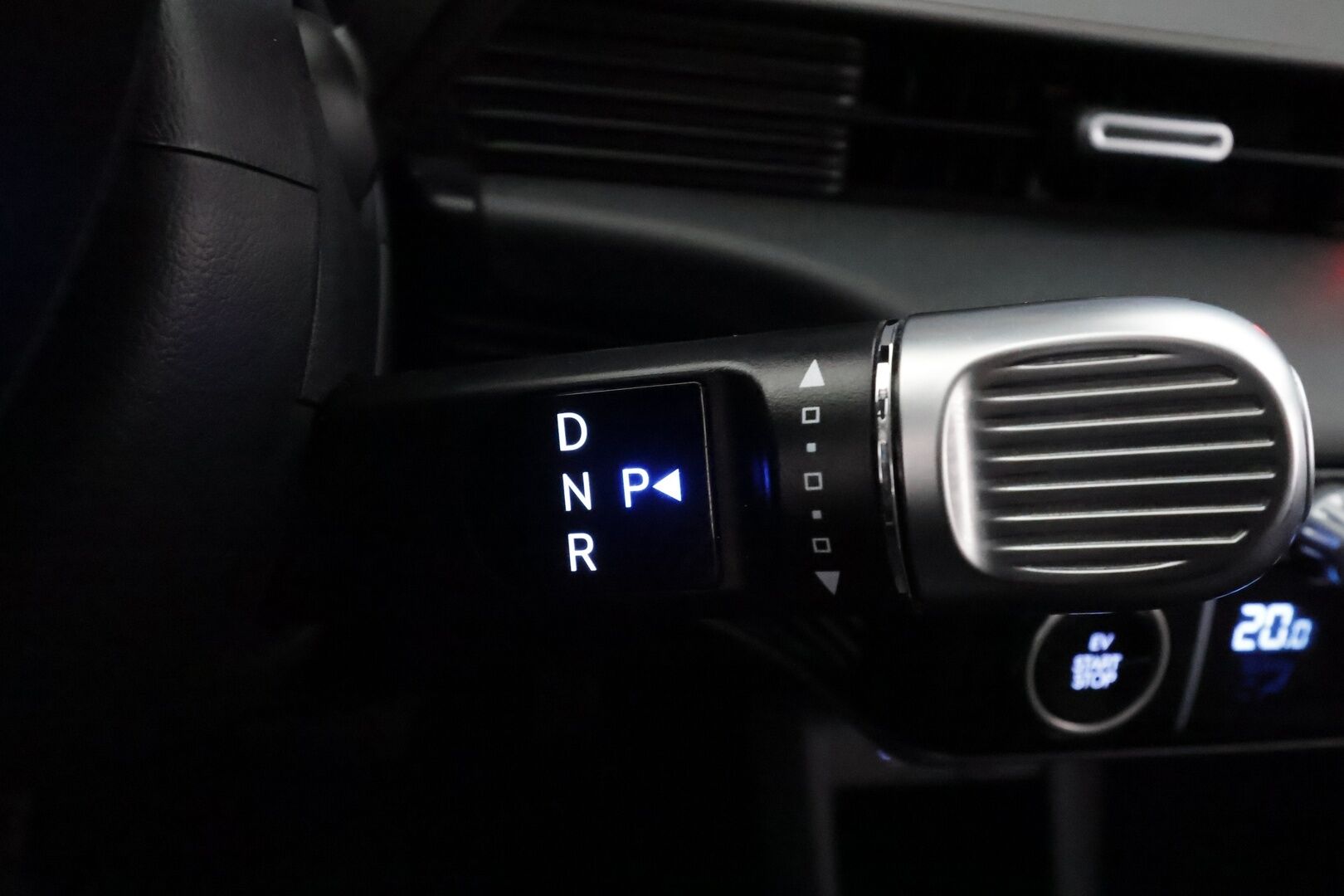 Hyundai IONIQ 5 2023 77 kWh 229 hv Style - | ACC | ILP | Koukku | BOSE | Sähköpenkki | Sähk. takaluukku | P.kamera | HDA | BSM | Lämm. ratti | 1-om suomiauto | 2x renkaat aluin | ALV | 