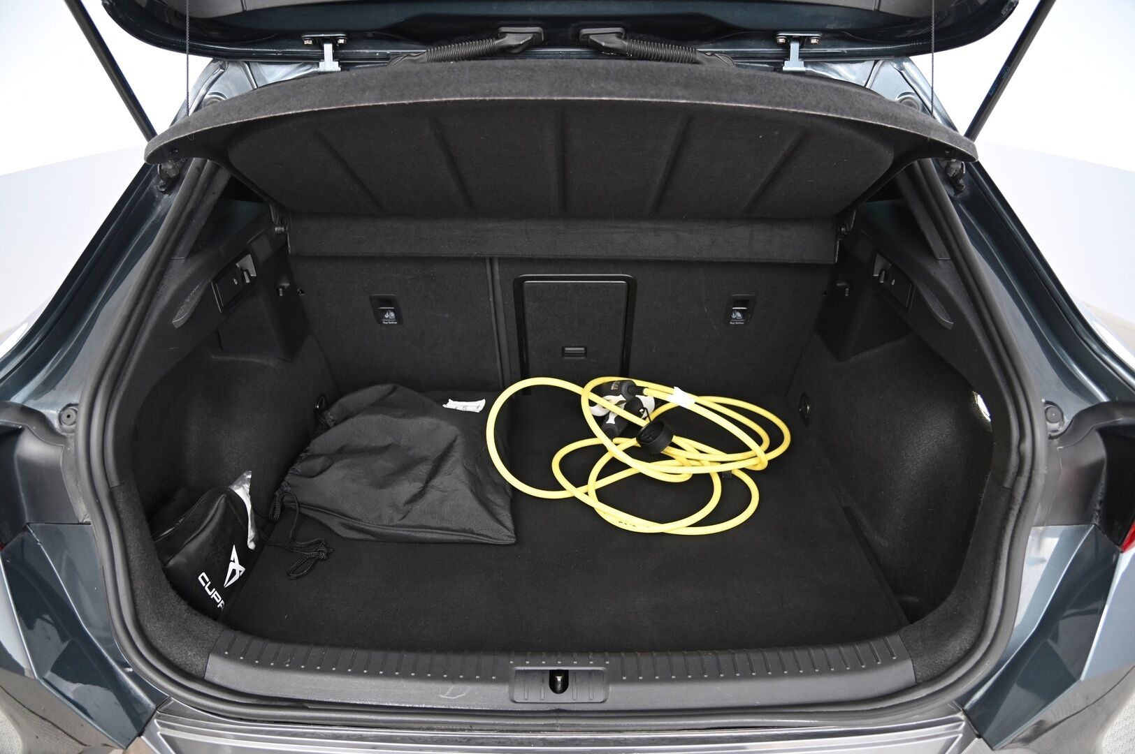 Cupra Formentor 2021 1.4 PHEV 150 kW e-HYBRID DSG *Panorama / ACC / Led-ajovalot / Digimittaristo* - *Leimaa 20.05.2027 / Juuri saapunut*