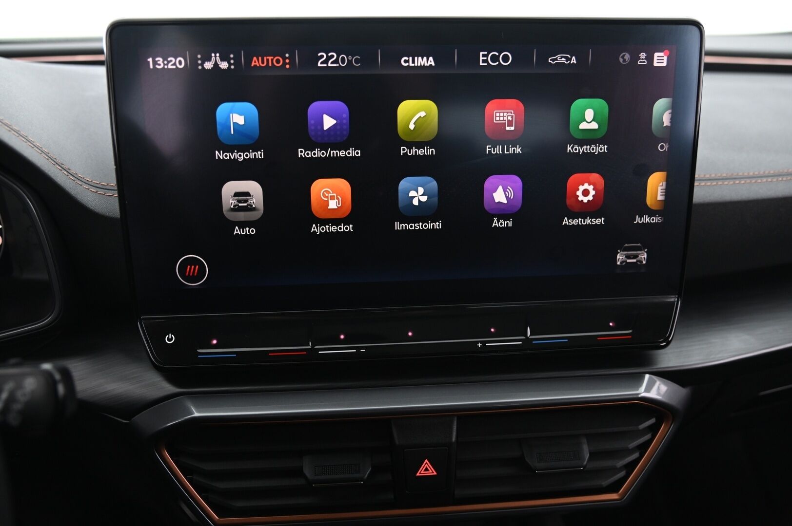 Cupra Formentor 2021 1.4 PHEV 150 kW e-HYBRID DSG *Panorama / ACC / Led-ajovalot / Digimittaristo* - *Leimaa 20.05.2027 / Juuri saapunut*