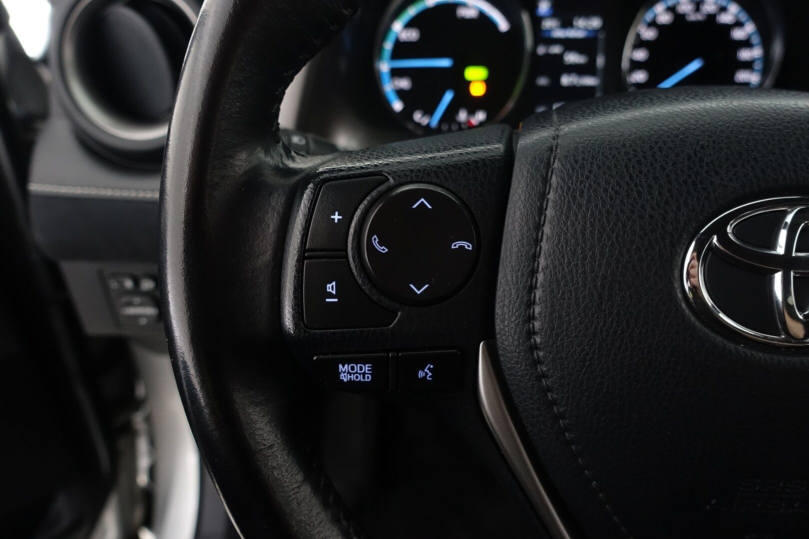 Toyota RAV4 2016 2,5 Hybrid AWD Premium Business - | Adapt. Cruise | KeylessGO | P.Kamera | JBL | Sähköpenkit | Musta Sisäkatto |