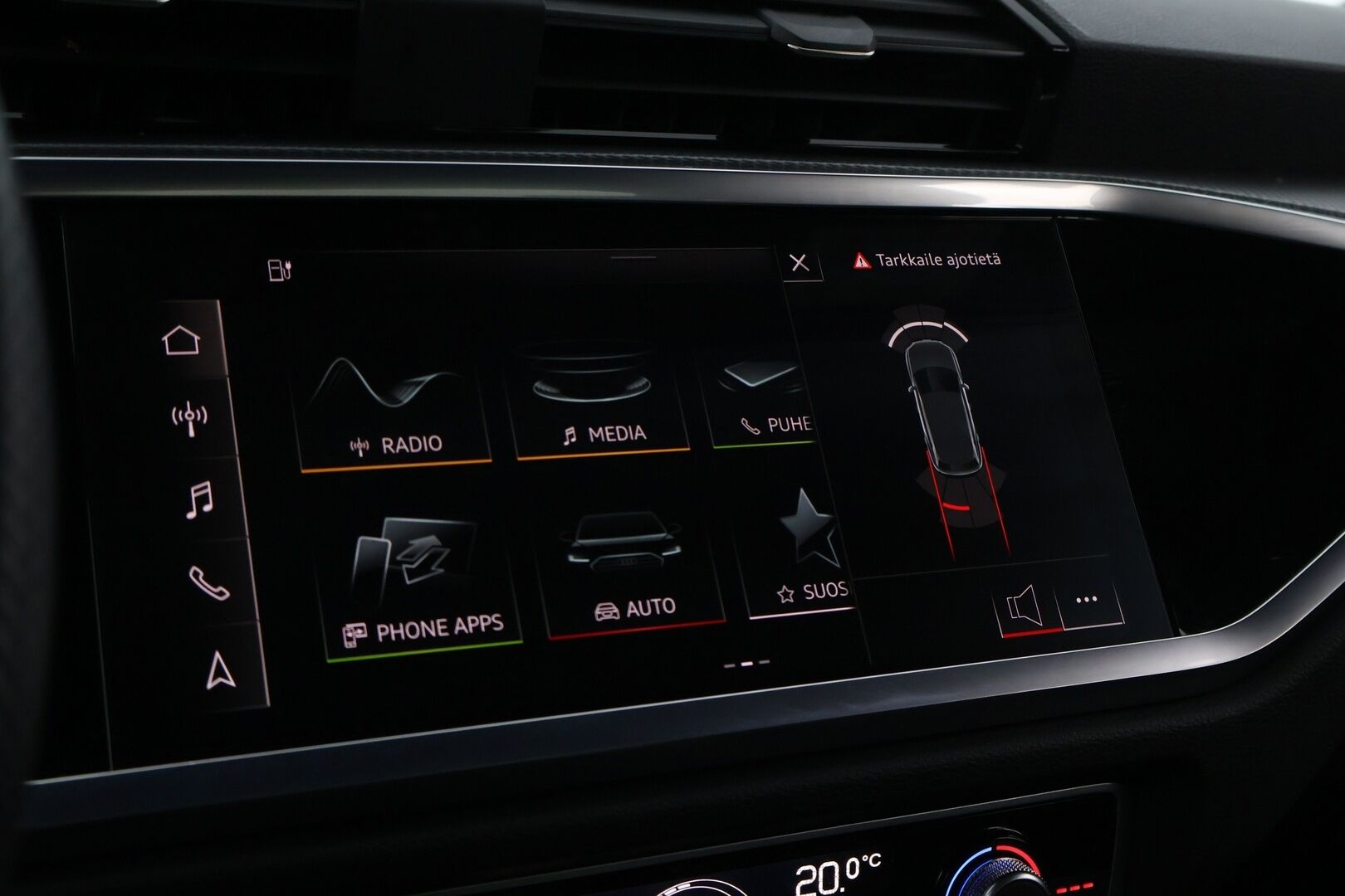 Audi Q3 2021 S line 45 TFSI e 180 kW S tronic - 3,99 % KORKOTARJOUS TÄHÄN AUTOON - S LINE / Adapt.Vakkari / Digital Cockpit / Puolinahkaiset Sporttipenkit / BLIS / Navigointi / Upea yksilö!