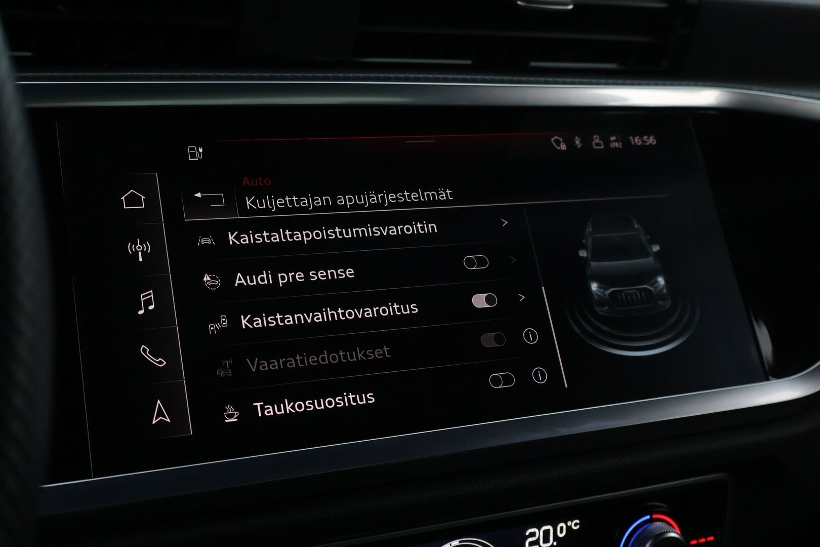 Audi Q3 2021 S line 45 TFSI e 180 kW S tronic - 3,99 % KORKOTARJOUS TÄHÄN AUTOON - S LINE / Adapt.Vakkari / Digital Cockpit / Puolinahkaiset Sporttipenkit / BLIS / Navigointi / Upea yksilö!