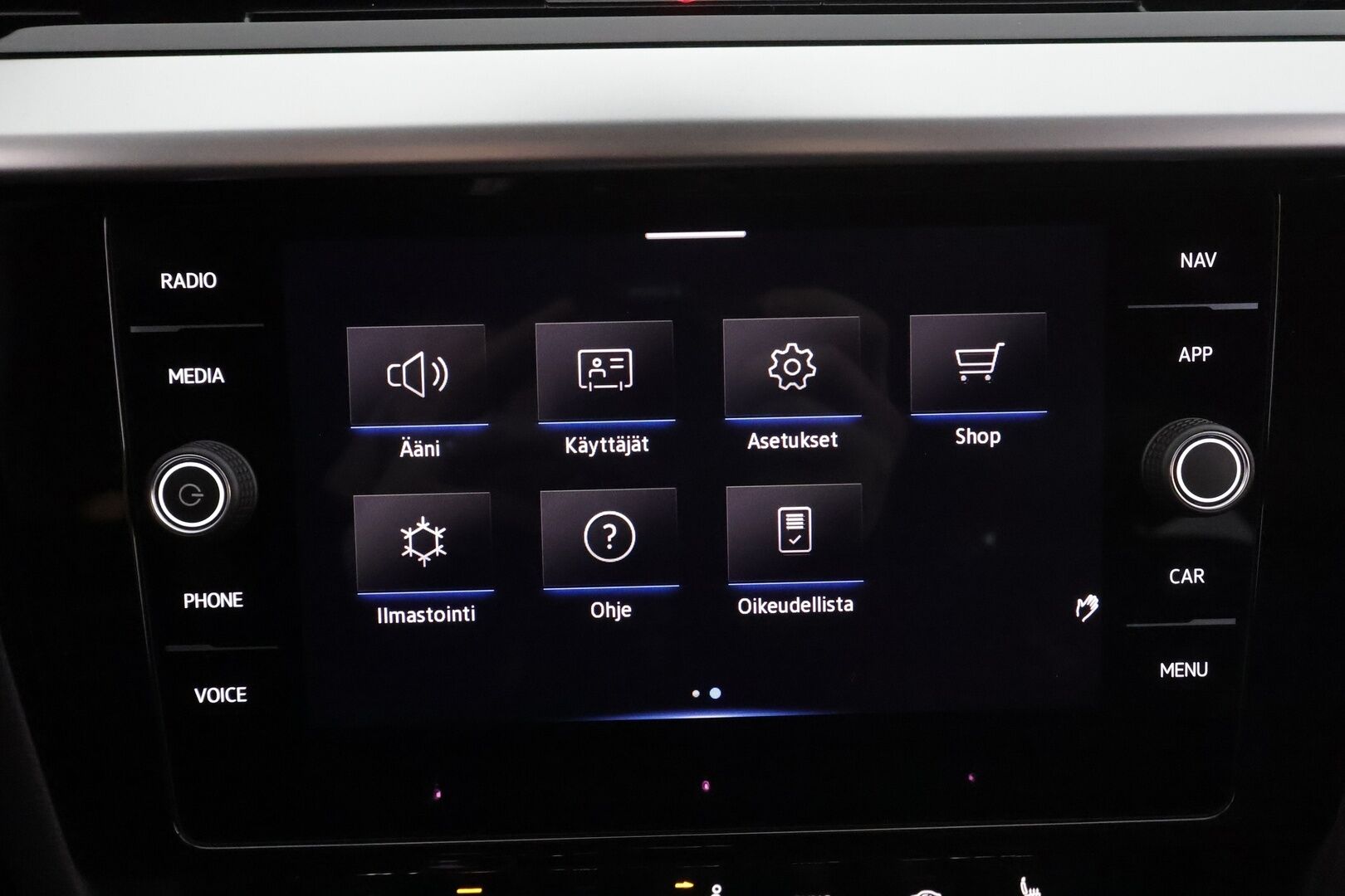 Volkswagen Arteon 2022 Shooting Brake R-Line eHybrid 160 kW DSG * ACC / Webasto / LED / Koukku / Navi / Keyless * - P.Kamera / Kahdet renkaat aluvanteilla