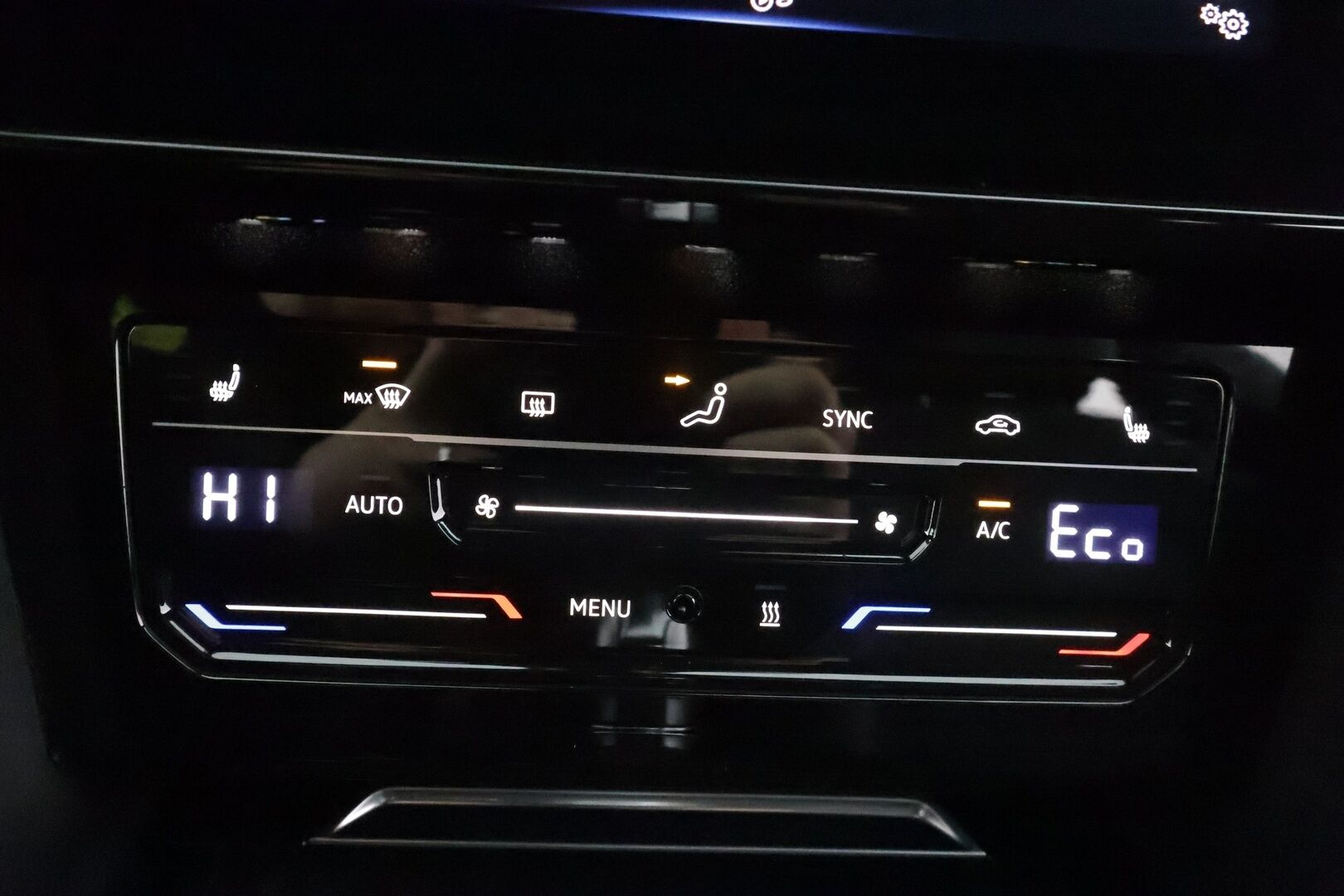 Volkswagen Arteon 2022 Shooting Brake R-Line eHybrid 160 kW DSG *ACC / LED / Koukku / Keyless* - Webasto / Navi / P.Kamera / Kahdet renkaat aluvanteilla - HULLUT AVAJAISHULINAT KORKOTARJOUS 3,29 %