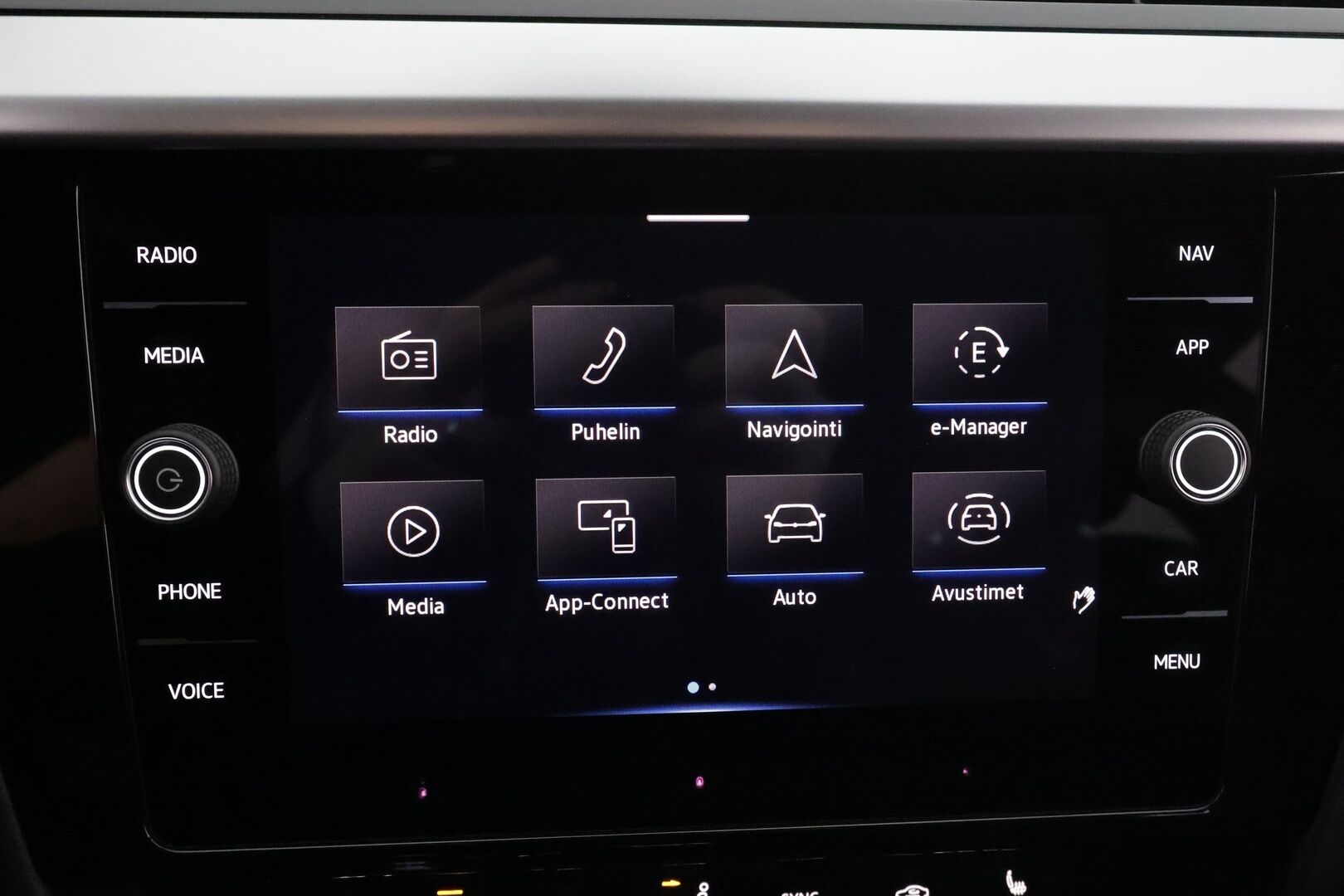 Volkswagen Arteon 2022 Shooting Brake R-Line eHybrid 160 kW DSG * ACC / Webasto / LED / Koukku / Navi / Keyless * - P.Kamera / Kahdet renkaat aluvanteilla