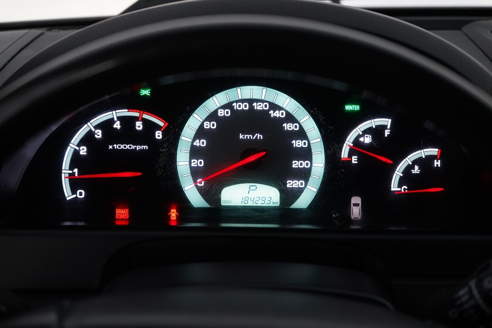 Ssangyong Rexton 2015 SSANGYONG REXTON *Vakkari / Kuskinpenkki sähkö+muisti / Kattoikkuna* - Pakettiautoksi rekisteröity / 2x Renkaat / Seuraava katsastus 10/26 - HULLUT AVAJAISHULINAT KORKOTARJOUS 3,29 %